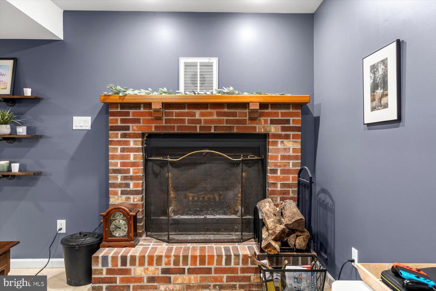 HOLLEYBROOKE - Residential