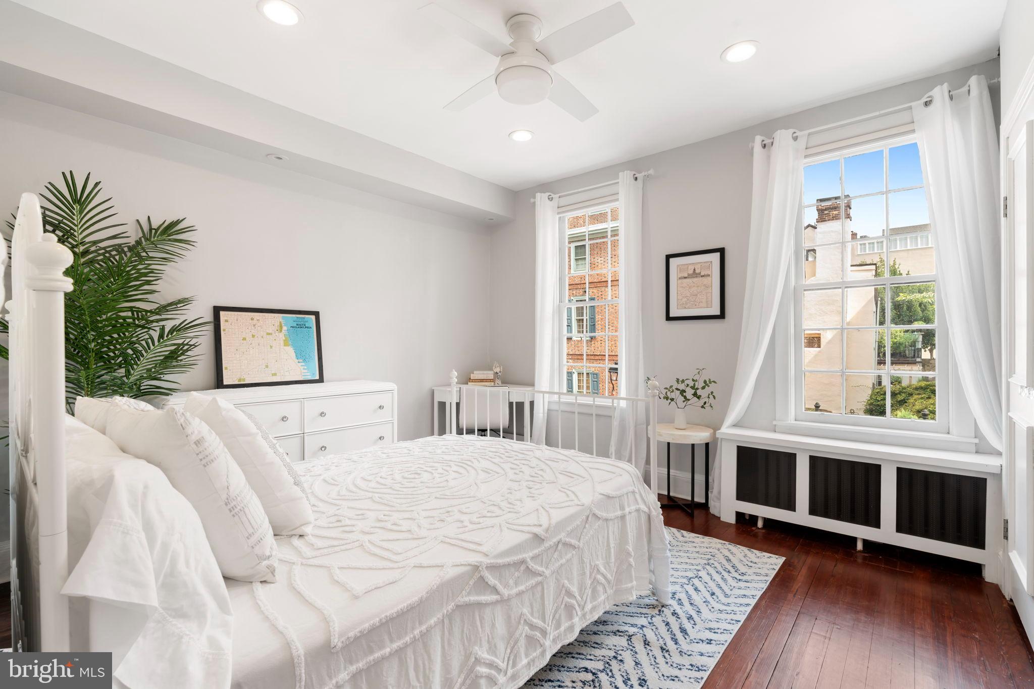 SOCIETY HILL - Residential