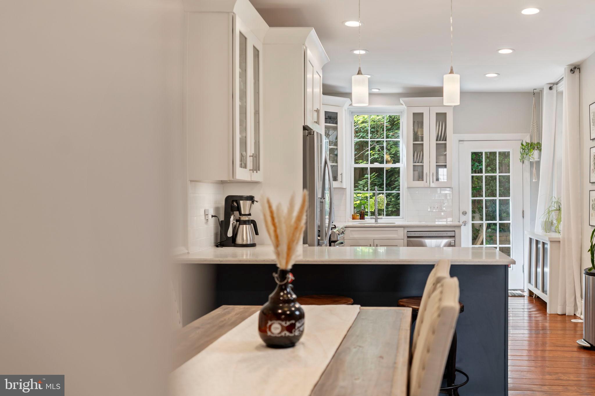 SOCIETY HILL - Residential