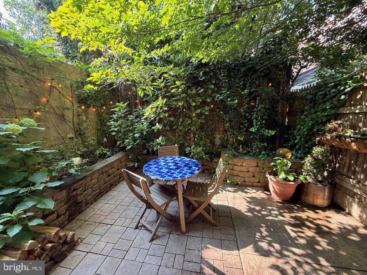 SOCIETY HILL - Residential