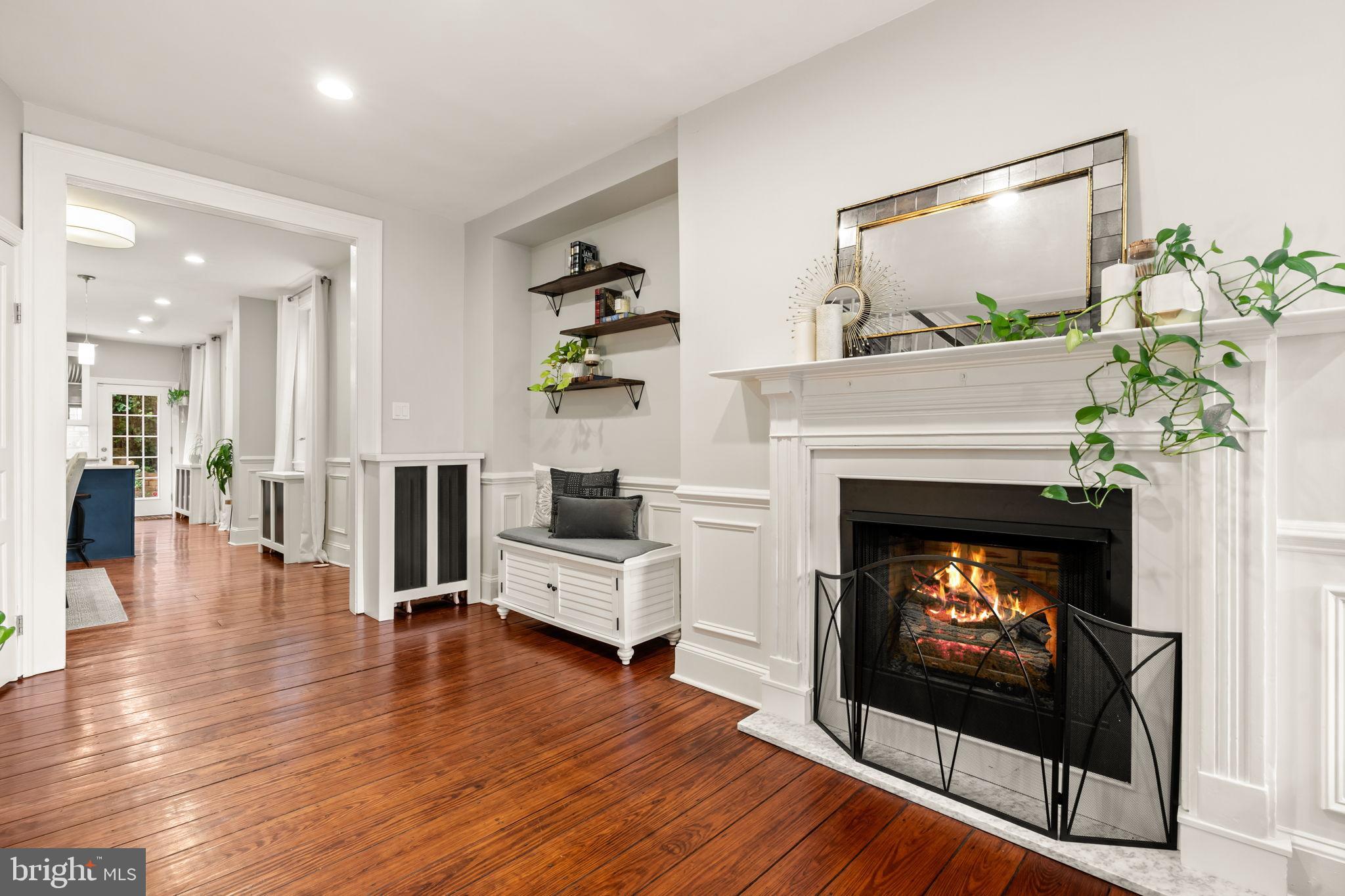 SOCIETY HILL - Residential