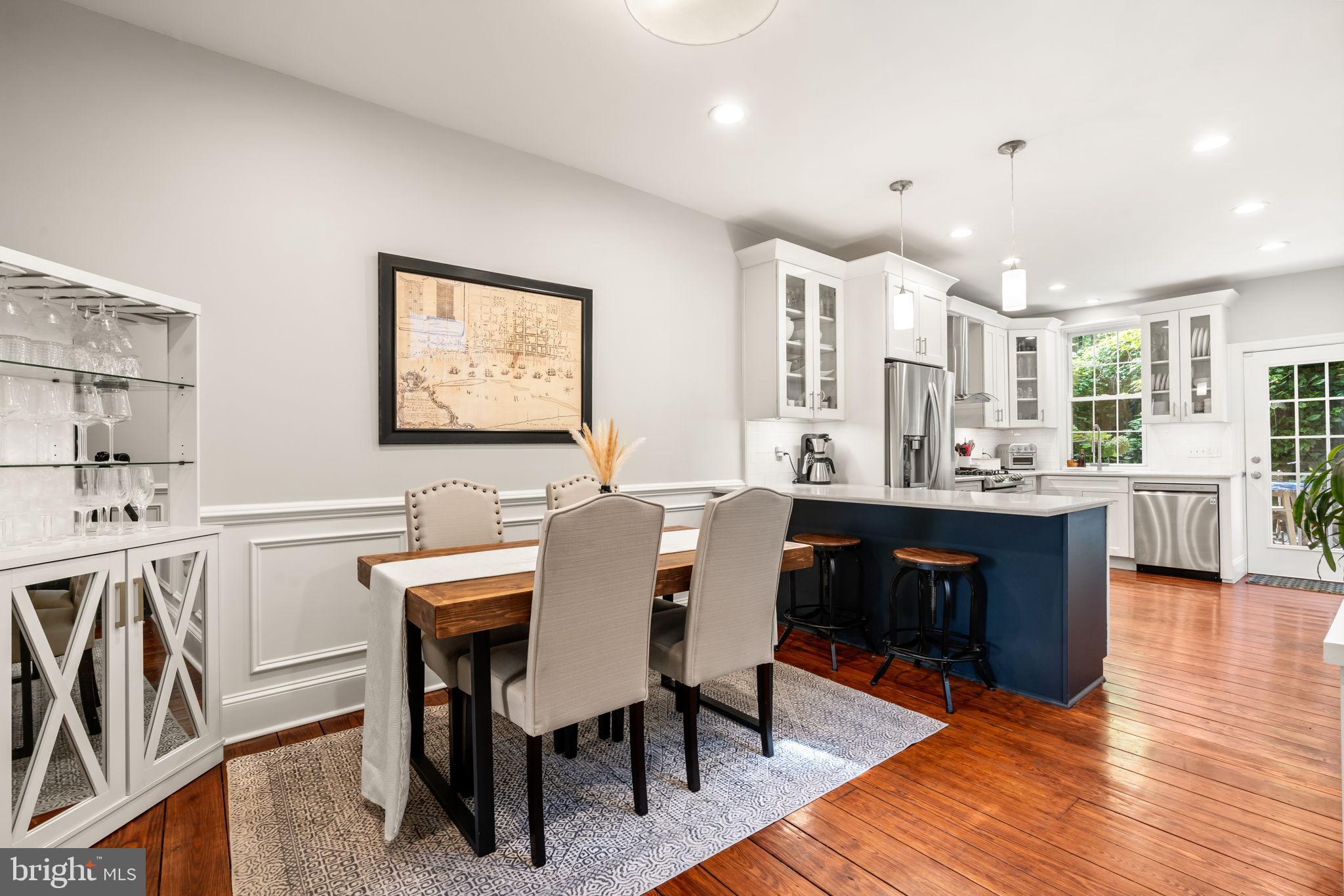 SOCIETY HILL - Residential