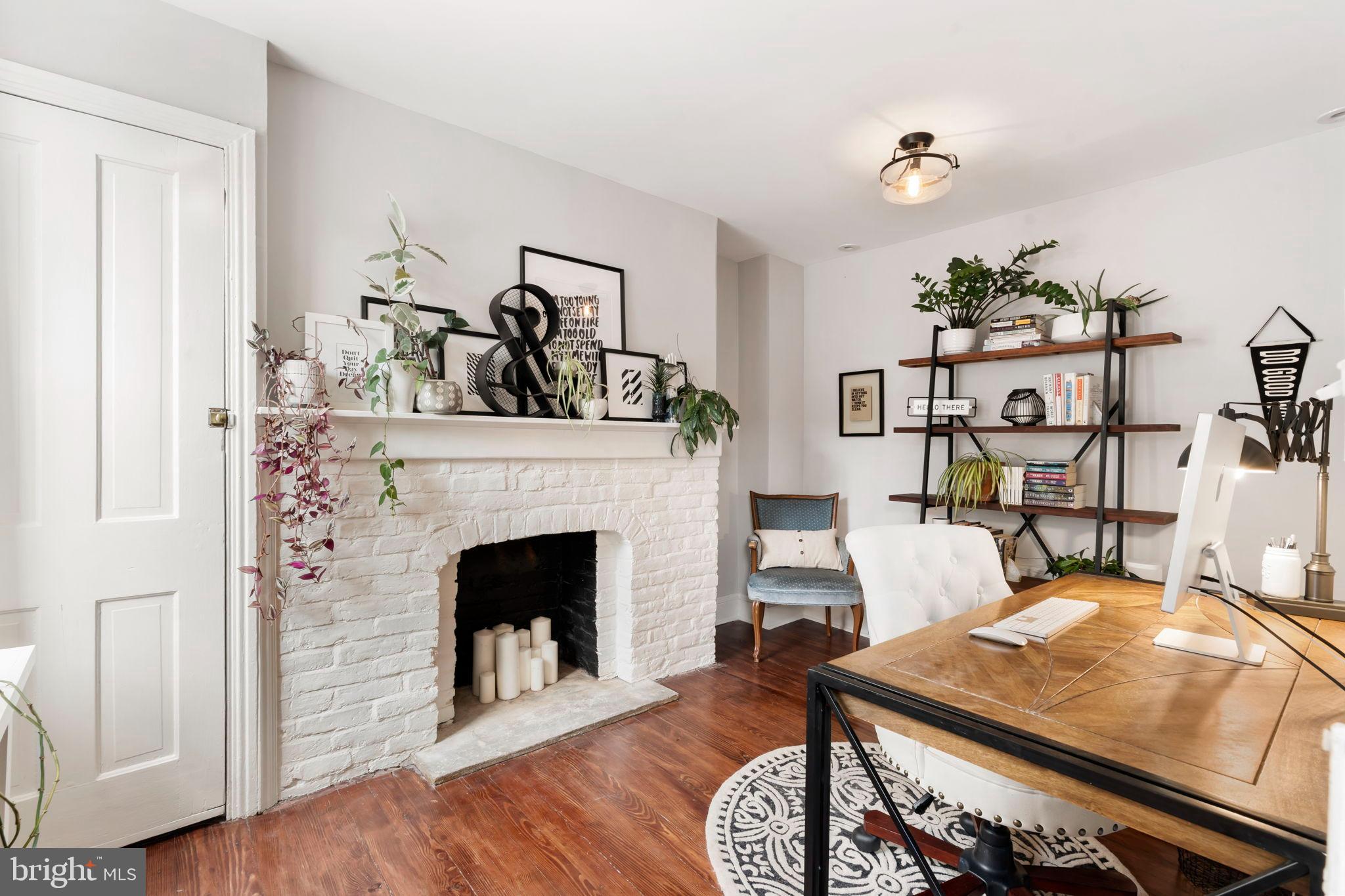 SOCIETY HILL - Residential