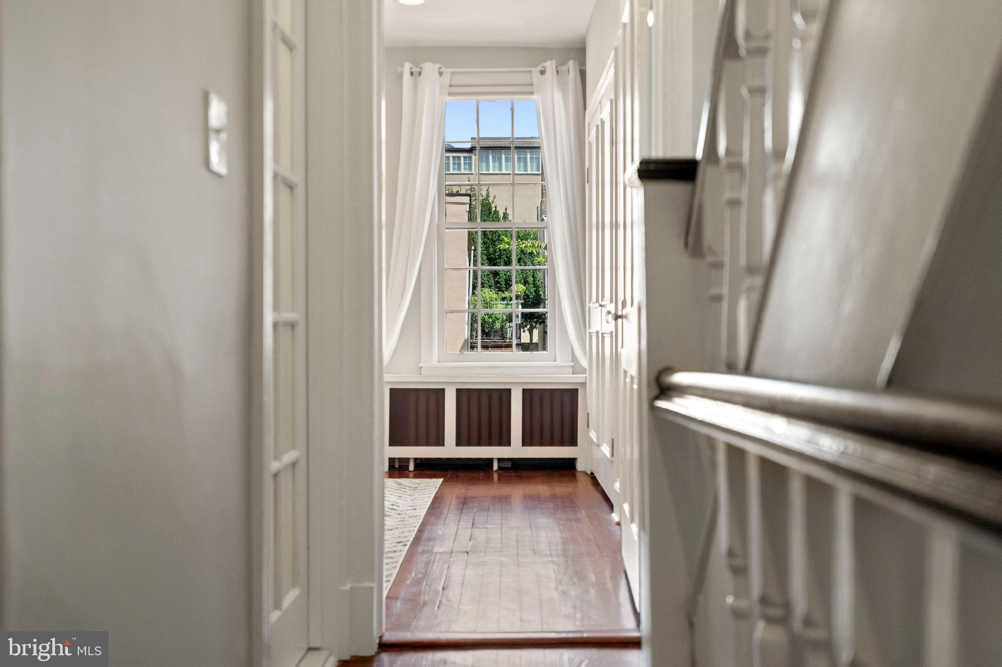 SOCIETY HILL - Residential