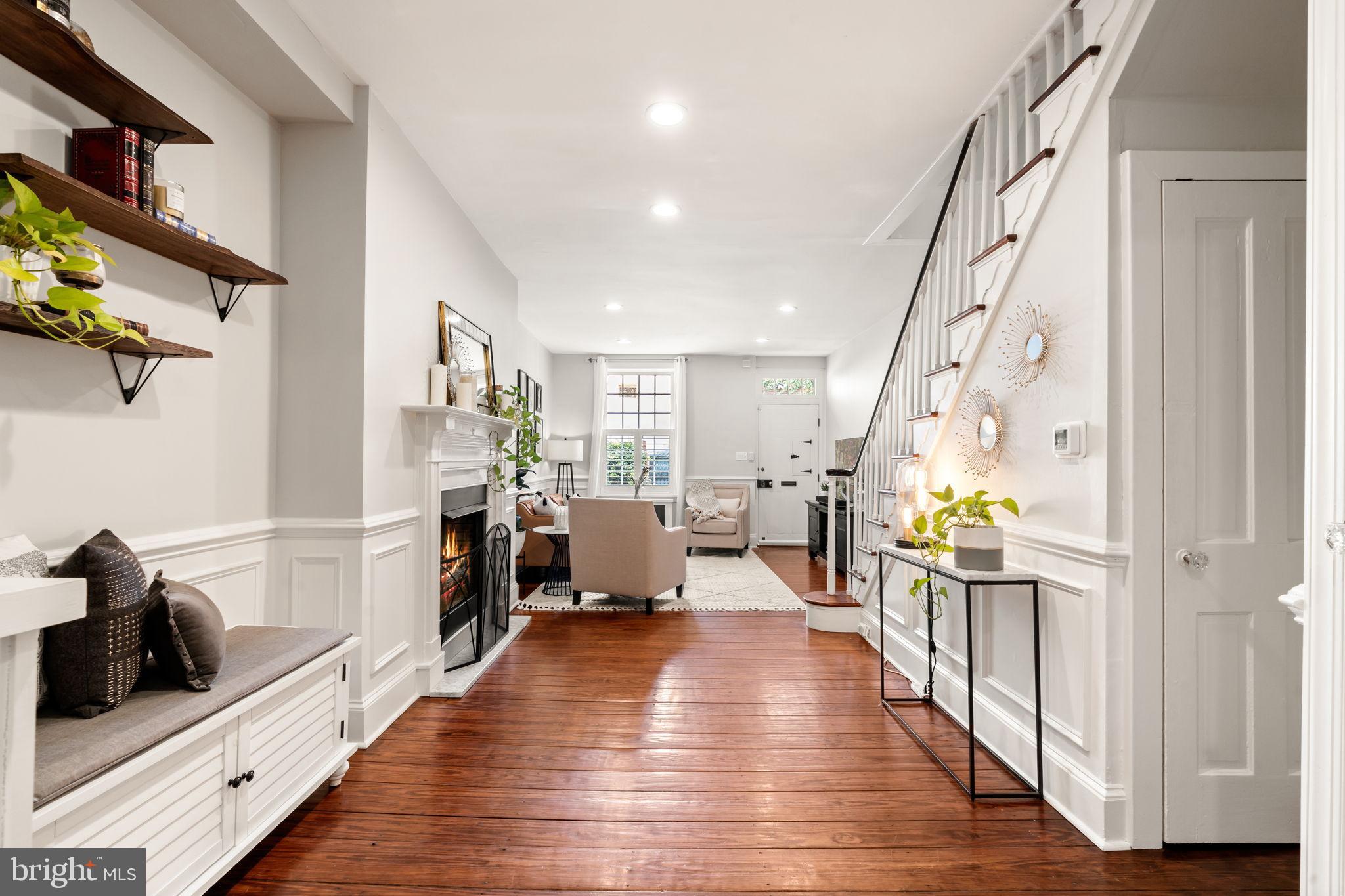 SOCIETY HILL - Residential