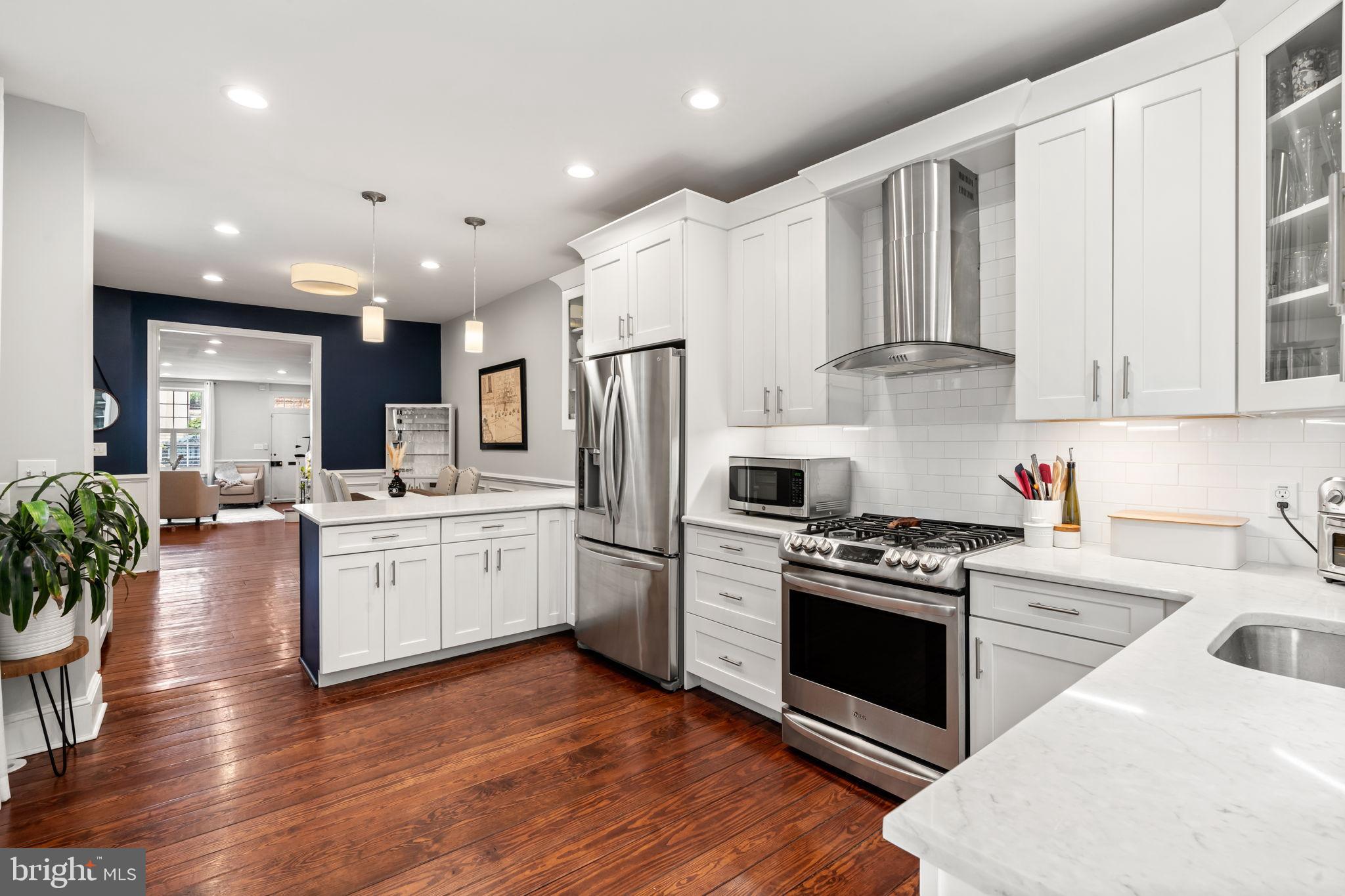 SOCIETY HILL - Residential