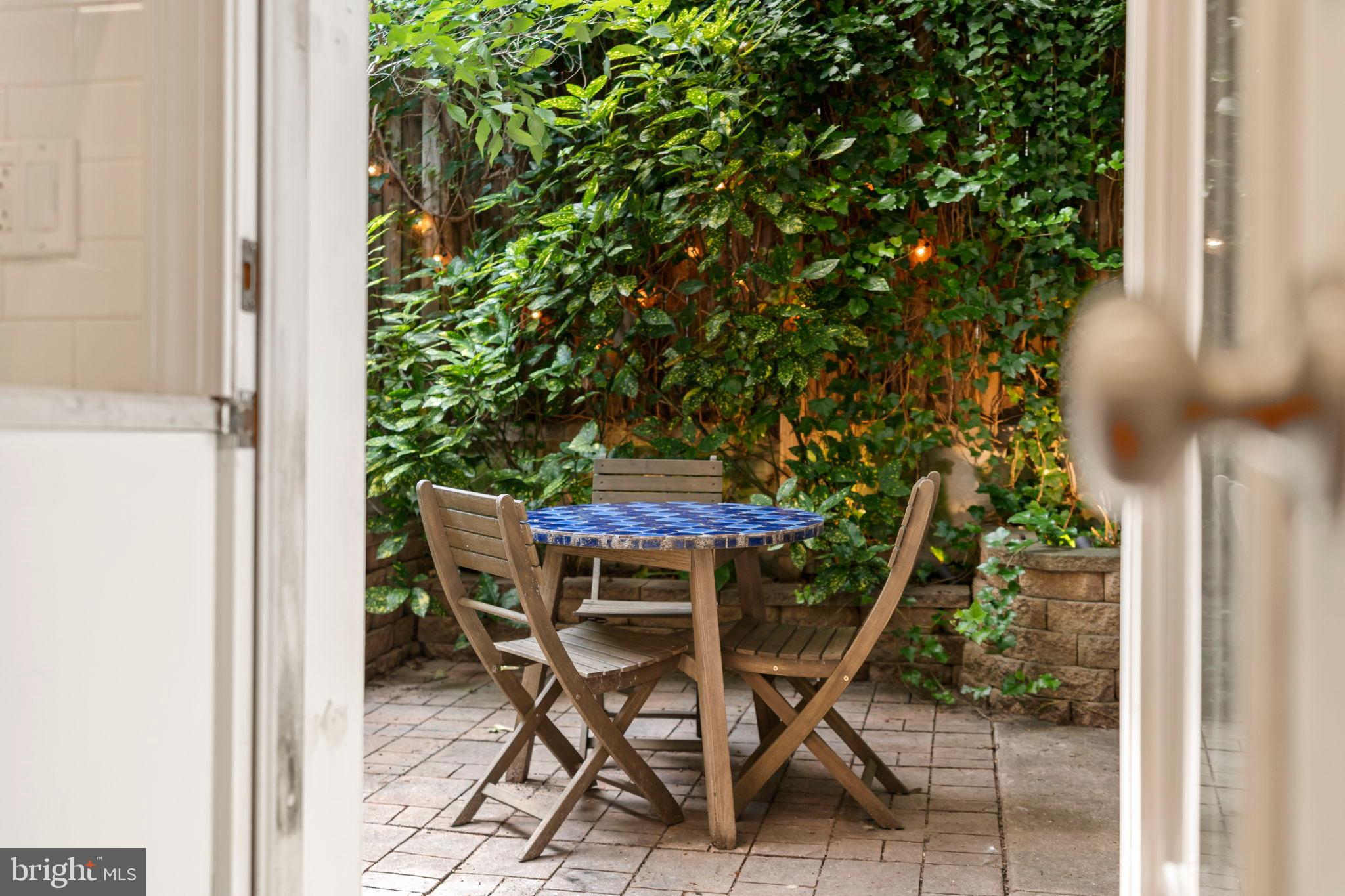 SOCIETY HILL - Residential