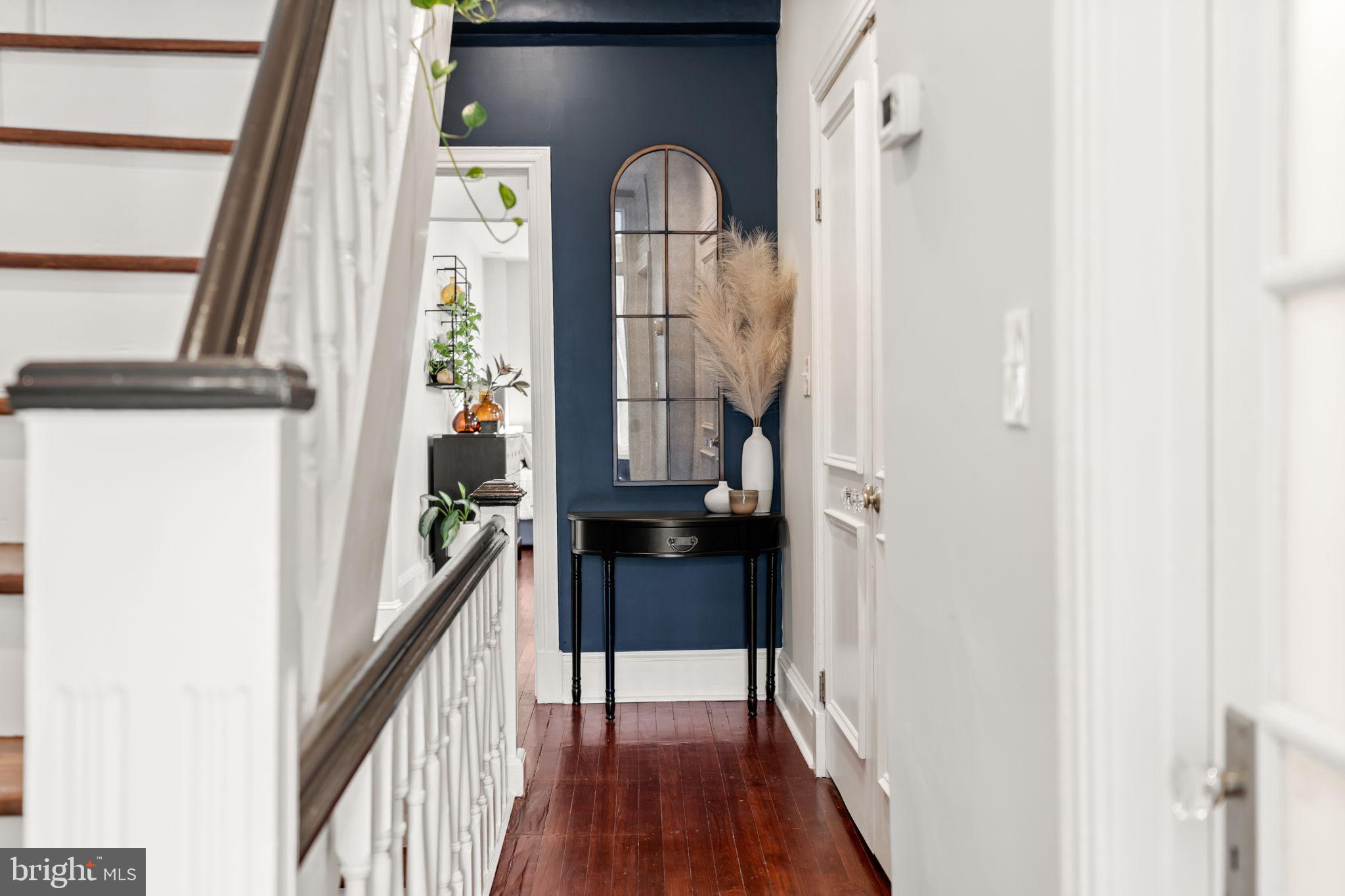 SOCIETY HILL - Residential