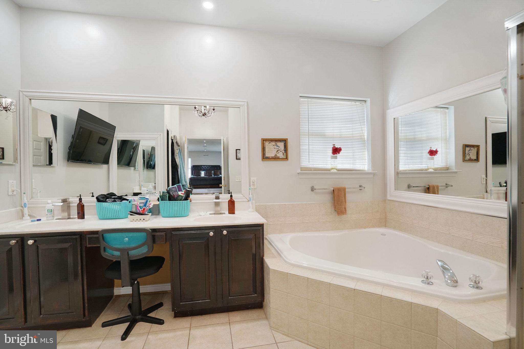 HUNTERS BROOKE SUB - Residential