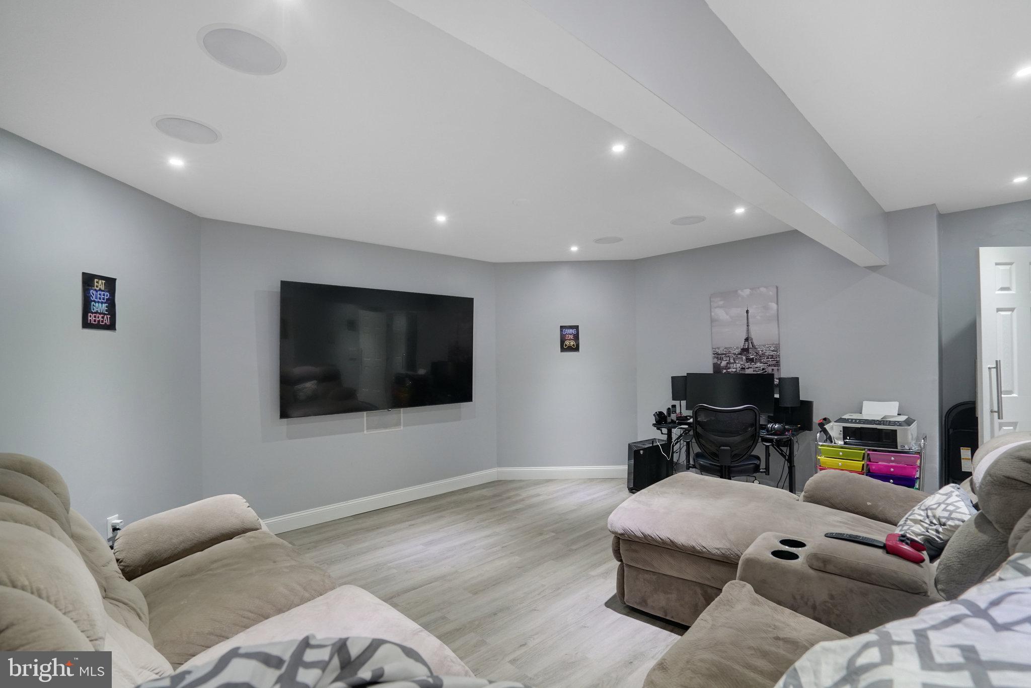 HUNTERS BROOKE SUB - Residential