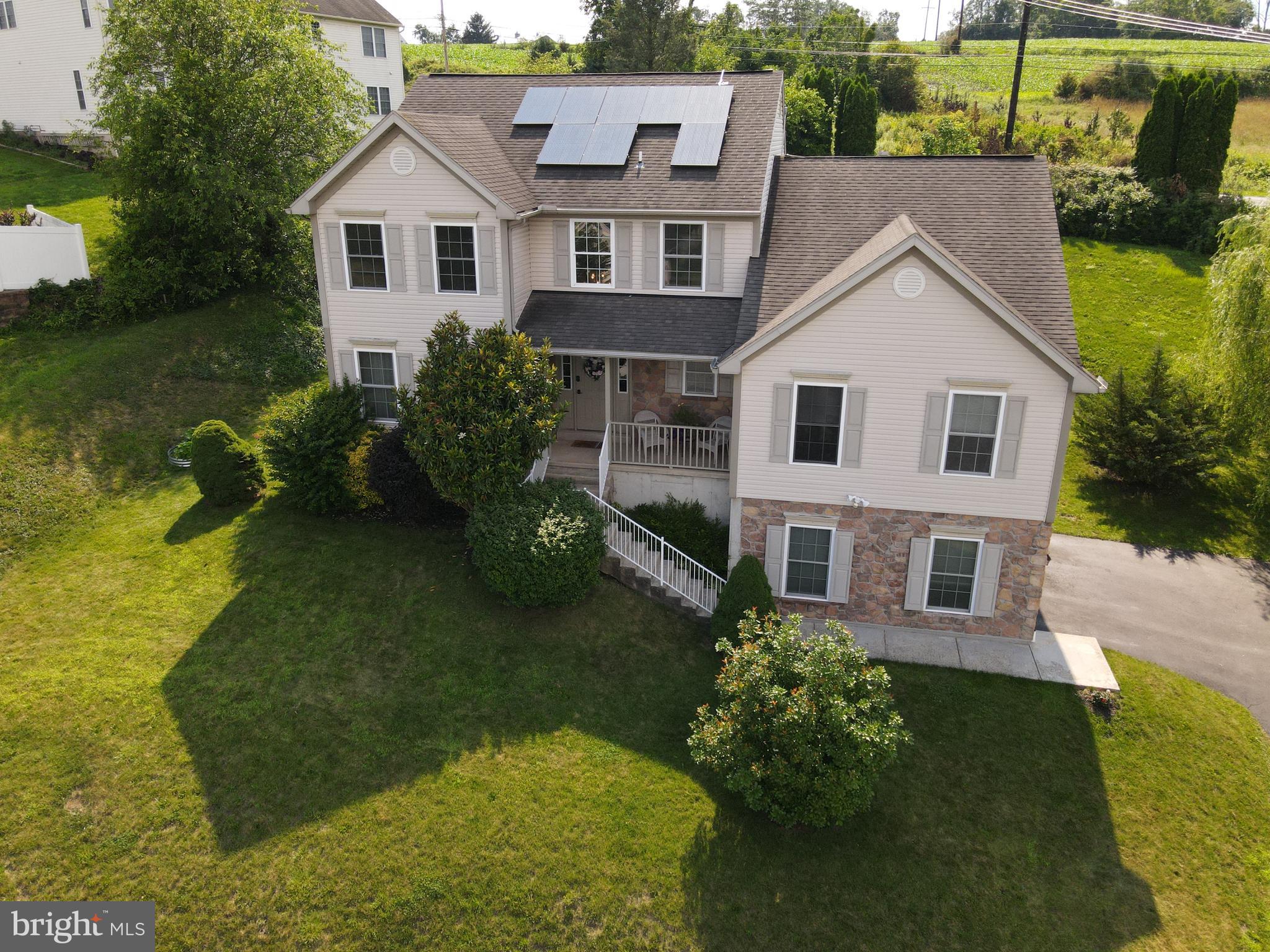 5016 OVERLOOK POINTE