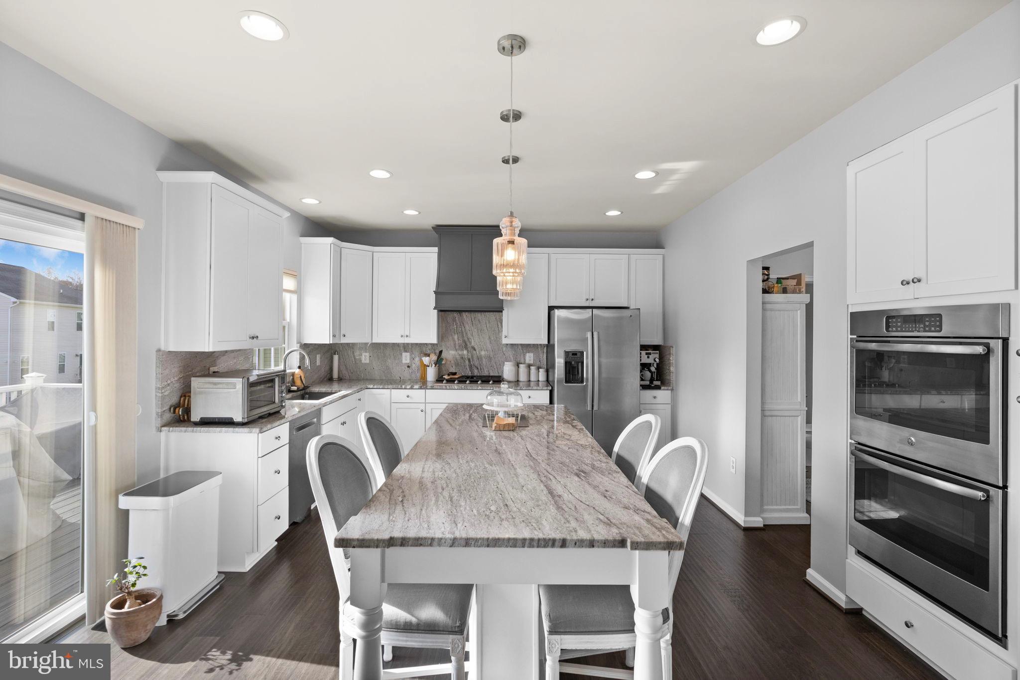 5816 SPRUCE VALLEY DRIVE