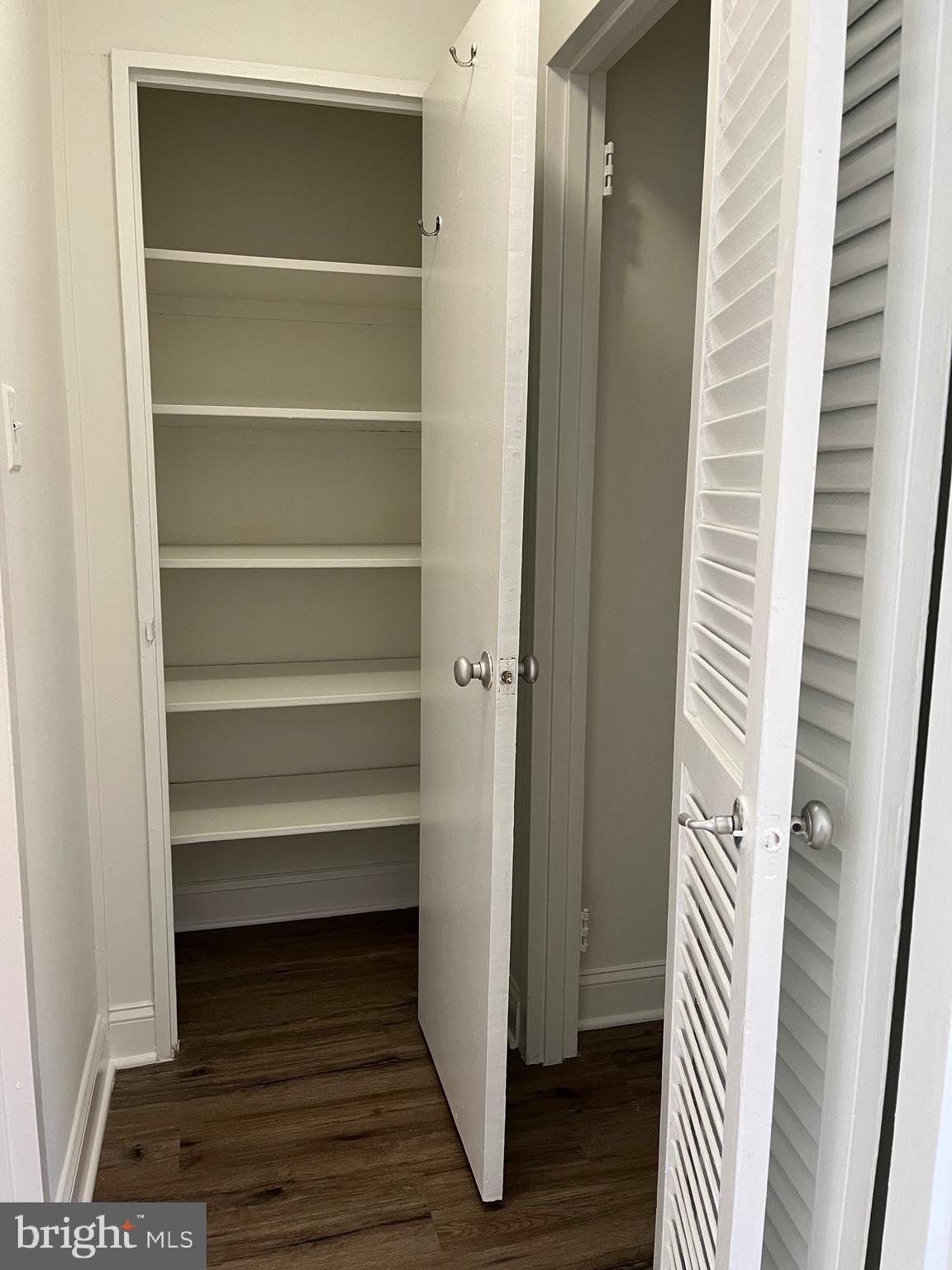 RIVER PLACE EAST - Residential Lease