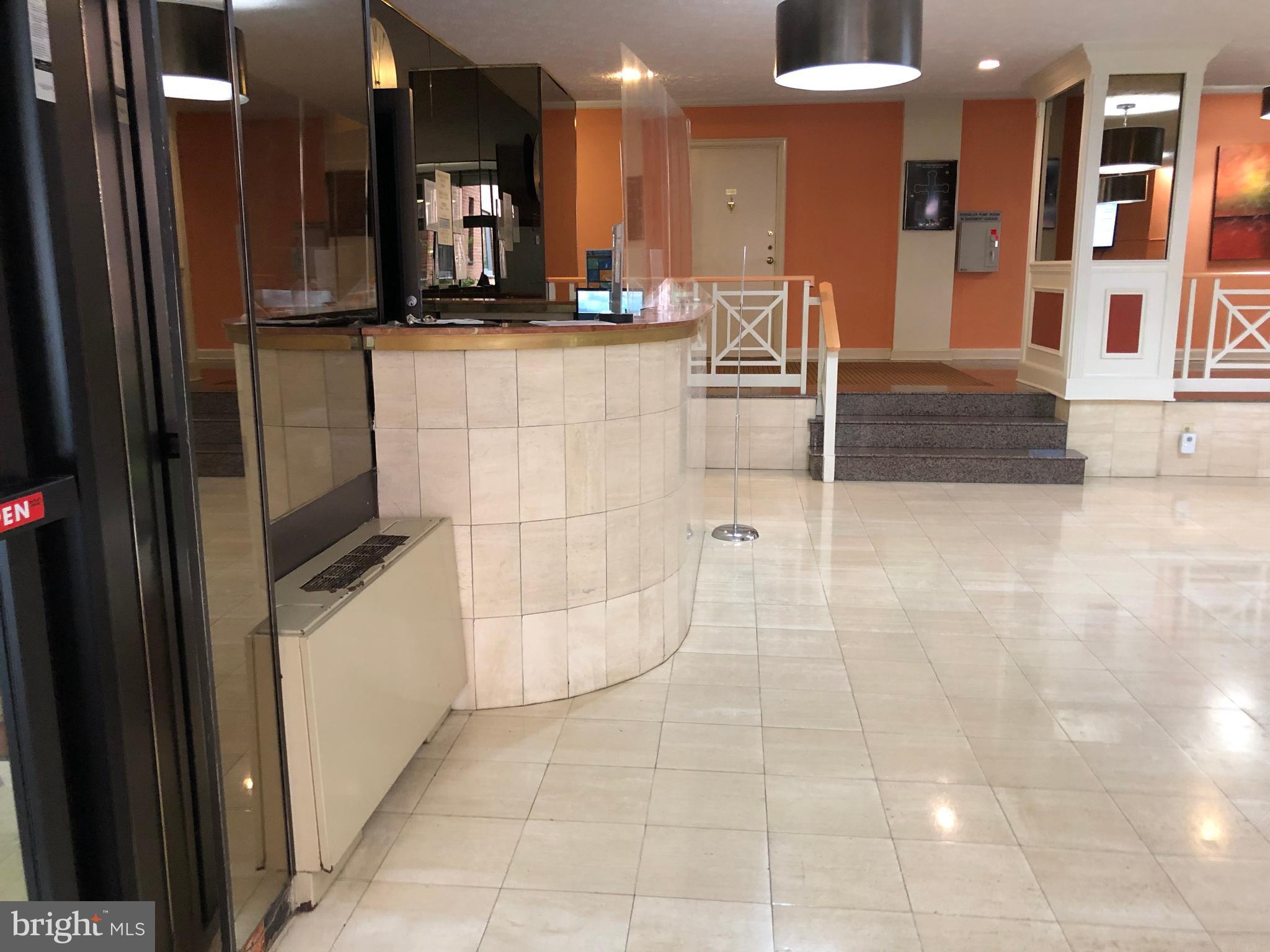 RIVER PLACE EAST - Residential Lease