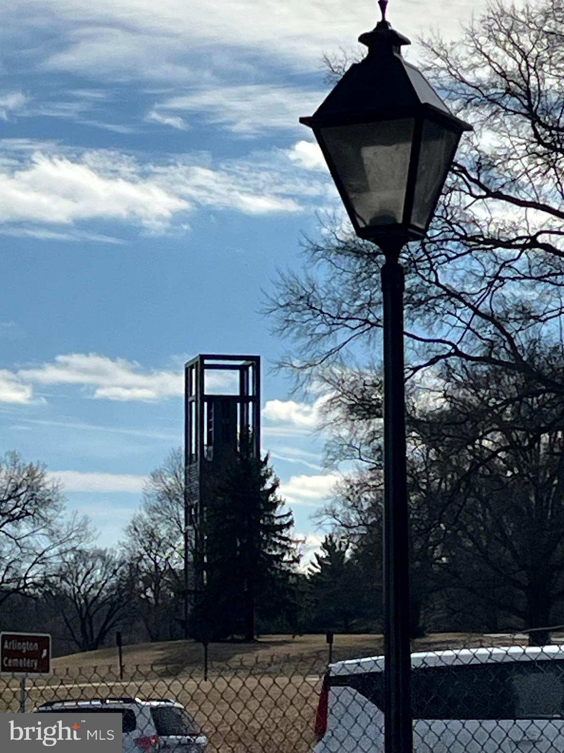 RIVER PLACE EAST - Residential Lease