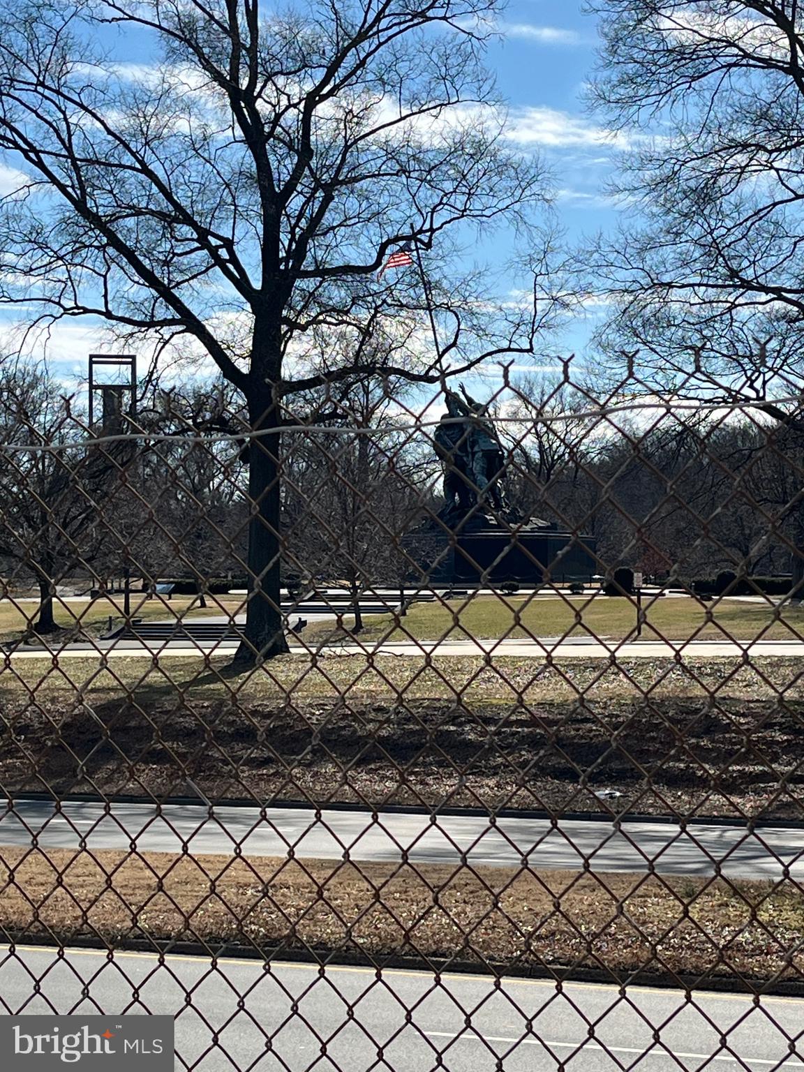 RIVER PLACE EAST - Residential Lease