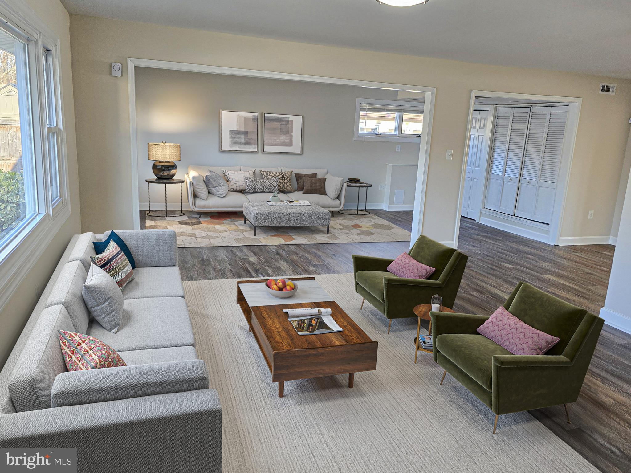 COUNTRY CLUB ESTATES - Residential