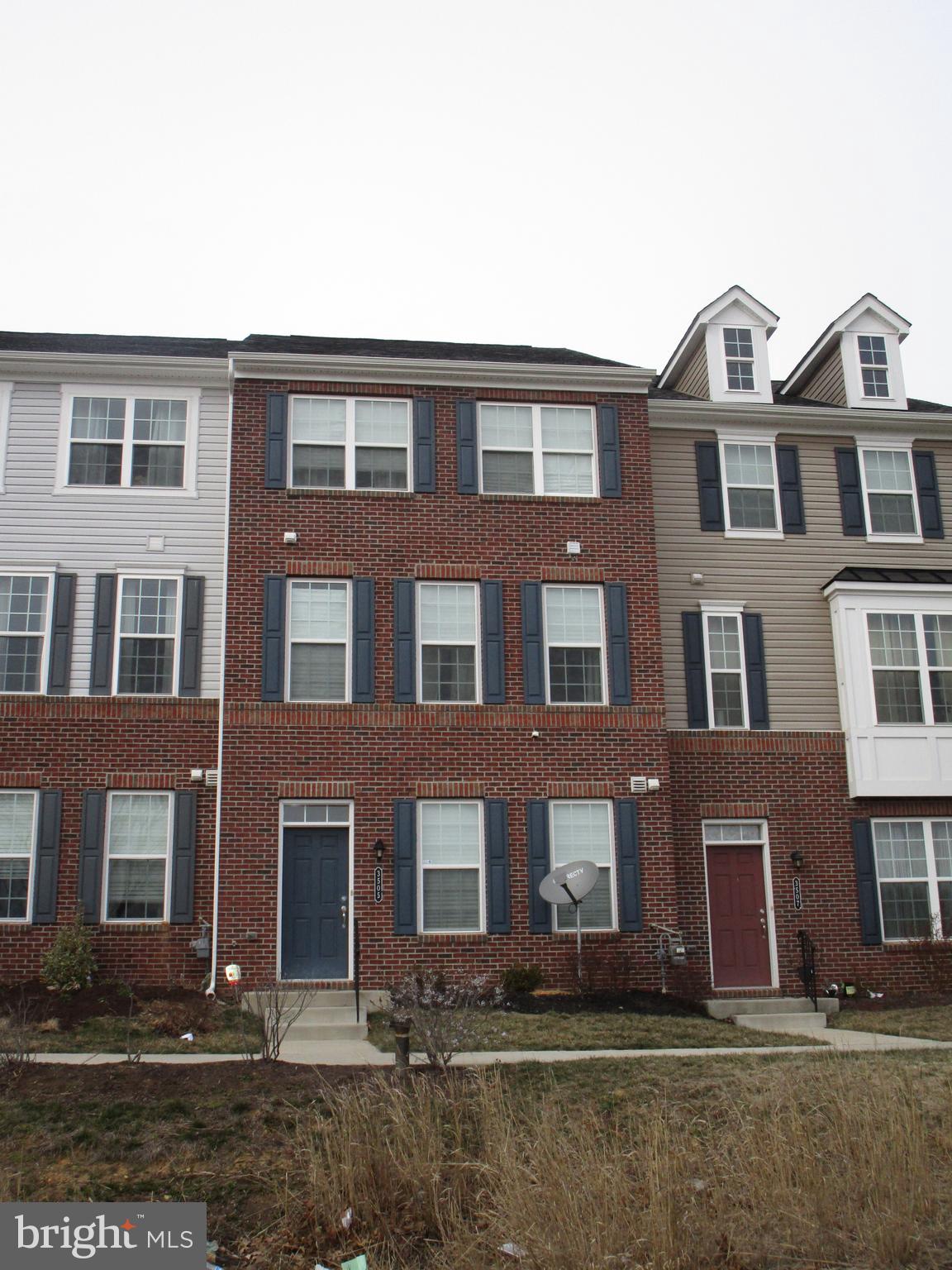 WOODLAKE TOWNS CODM - Residential Lease