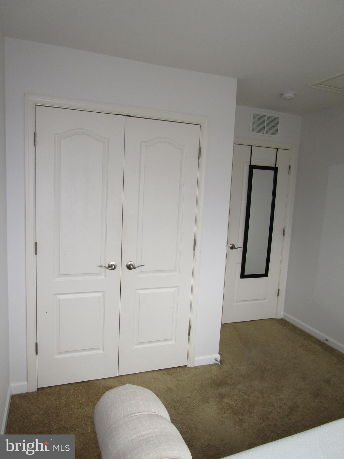 WOODLAKE TOWNS CODM - Residential Lease