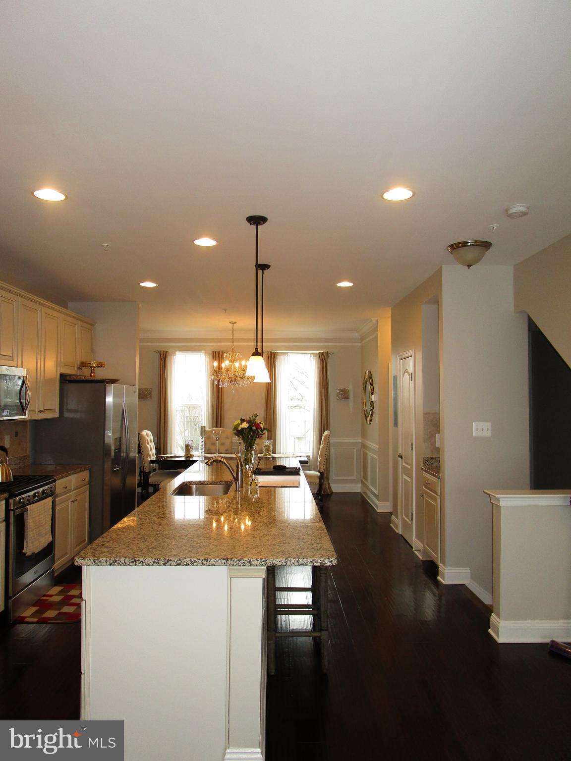 WOODLAKE TOWNS CODM - Residential Lease