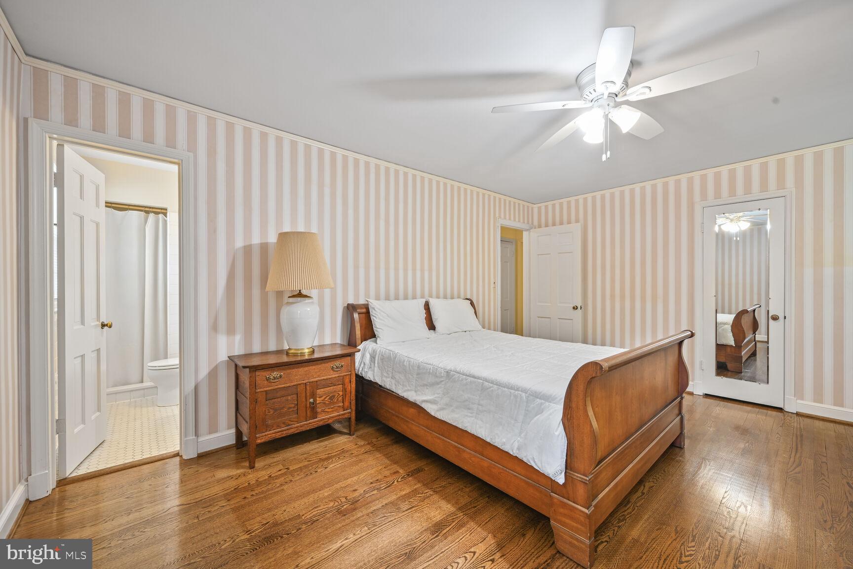 CHEVY CHASE VILLAGE - Residential