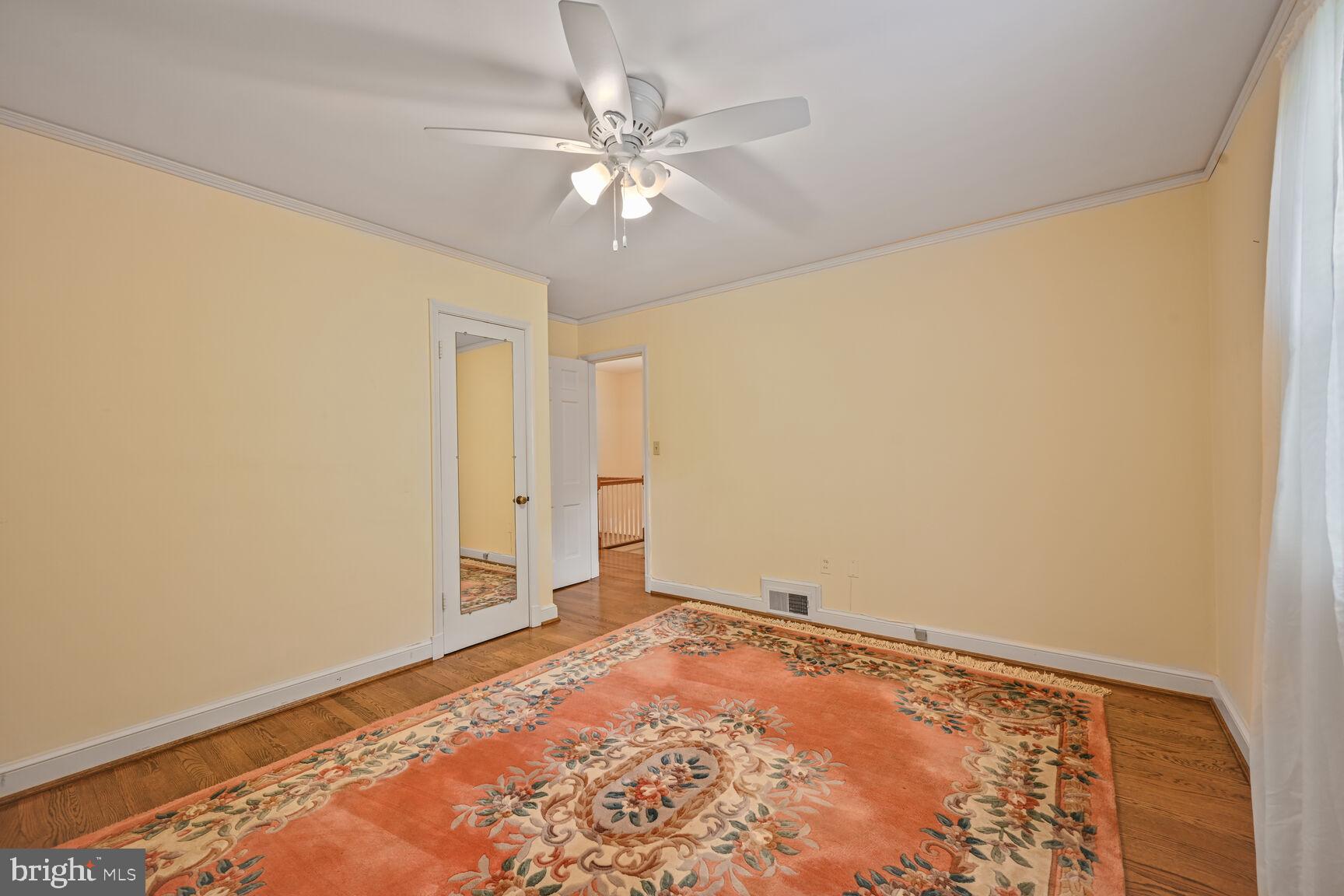 CHEVY CHASE VILLAGE - Residential