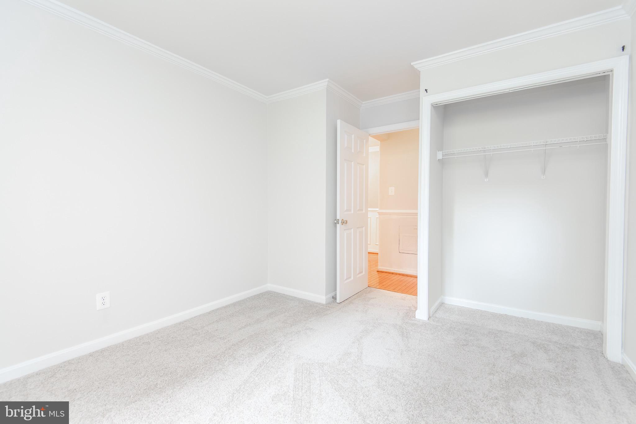 WOODBURN VILLAGE - Residential Lease