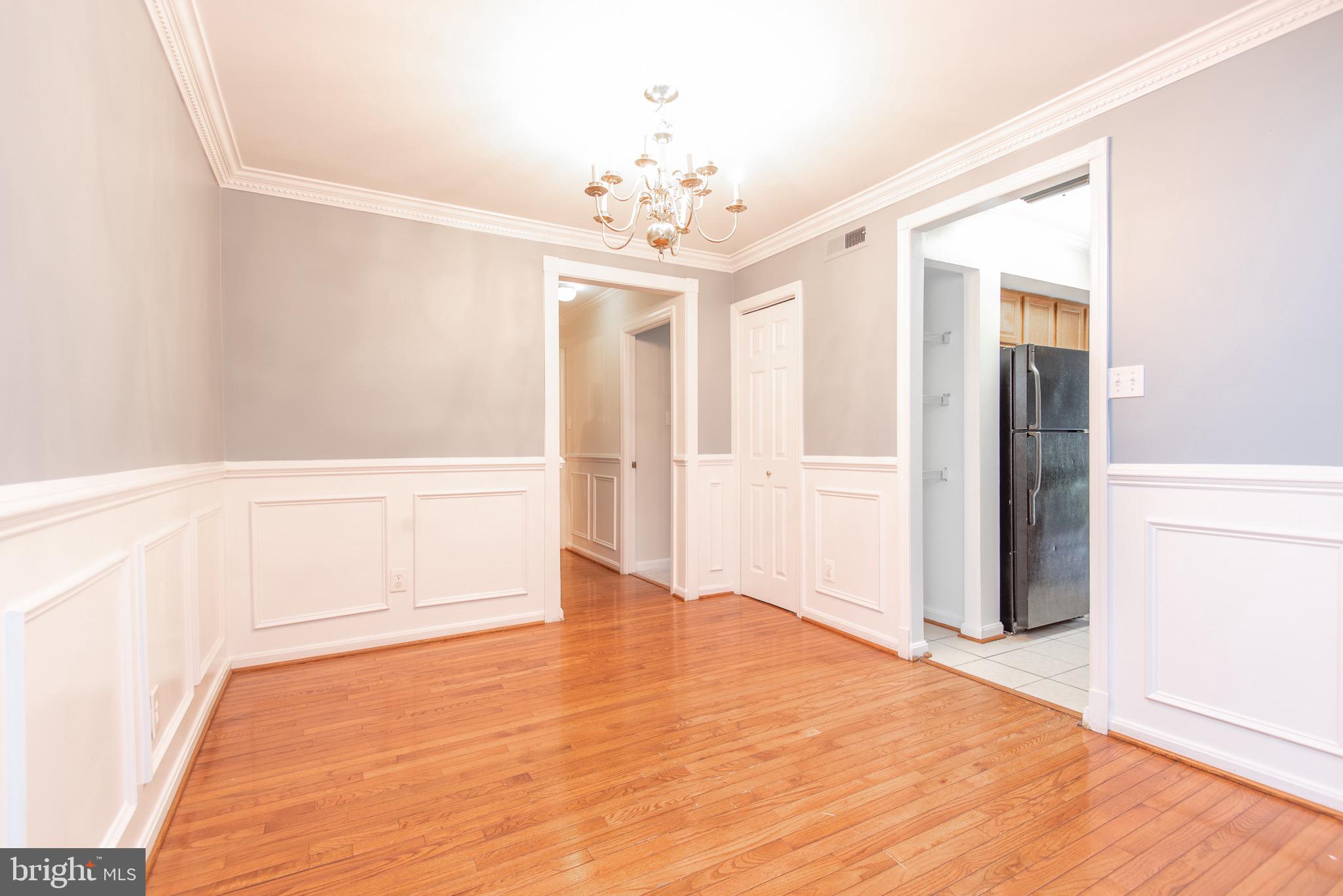 WOODBURN VILLAGE - Residential Lease