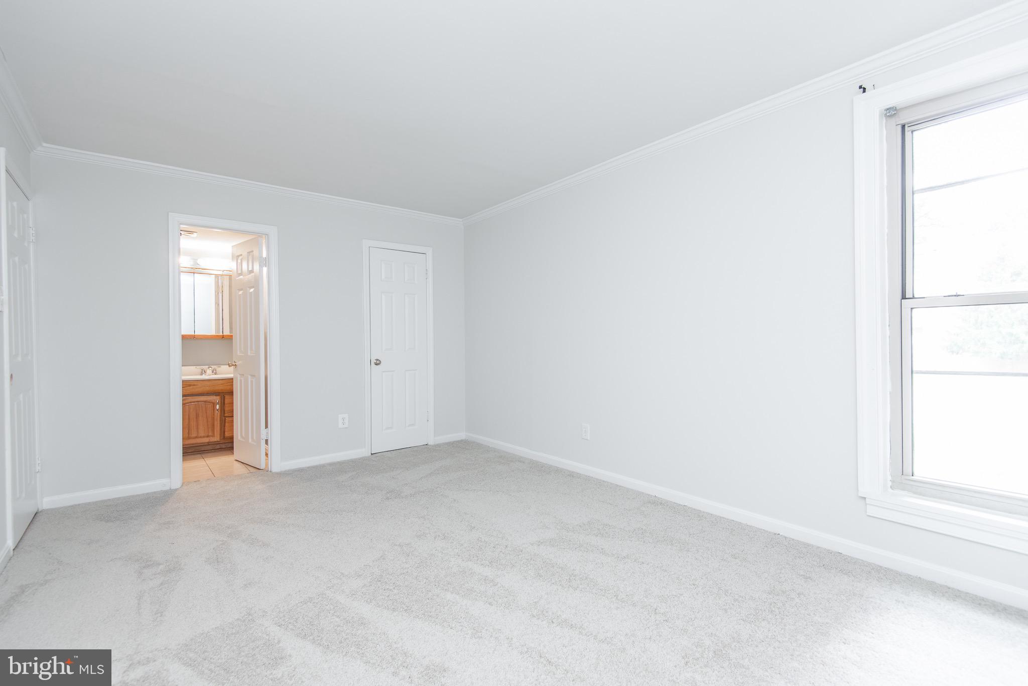 WOODBURN VILLAGE - Residential Lease