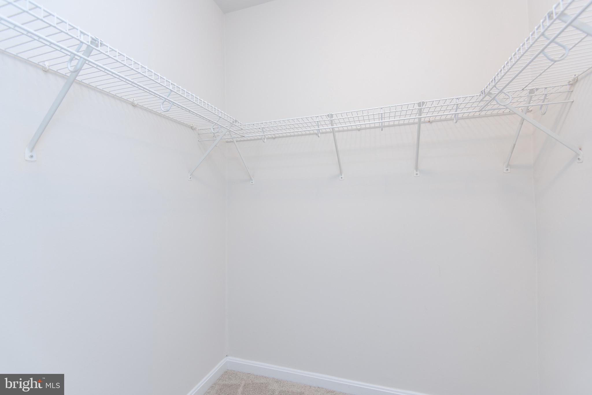 WOODBURN VILLAGE - Residential Lease