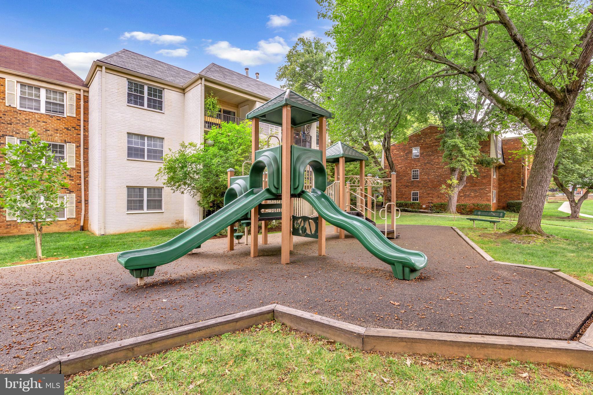 PLYMOUTH WOODS - Residential