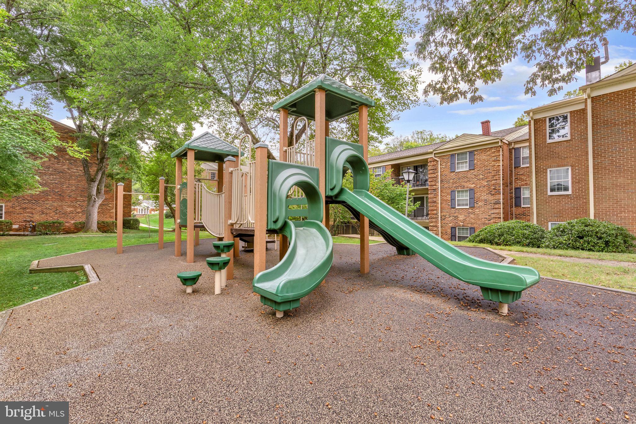 PLYMOUTH WOODS - Residential