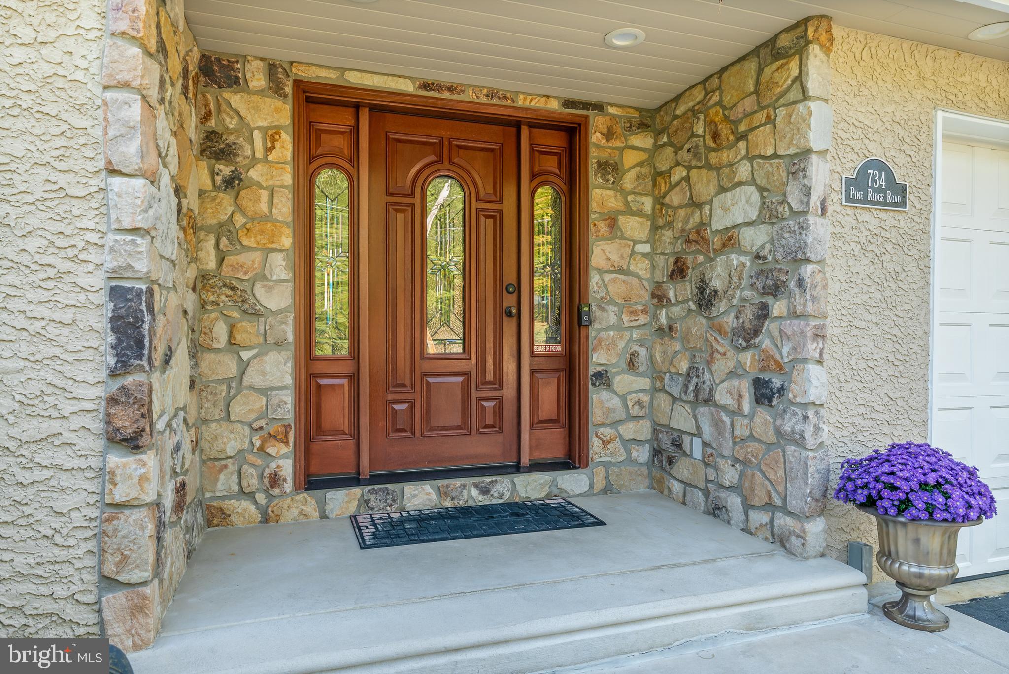 PINE RIDGE - Residential