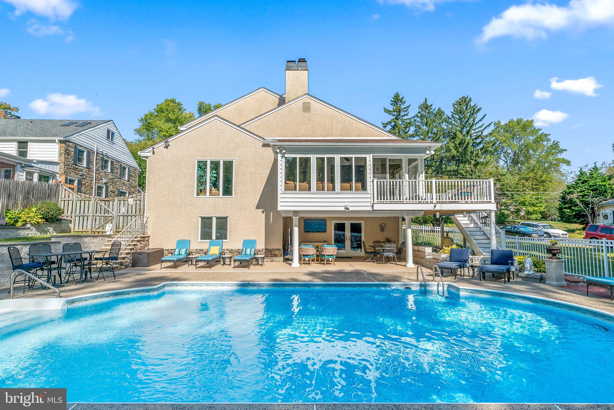 PINE RIDGE - Residential