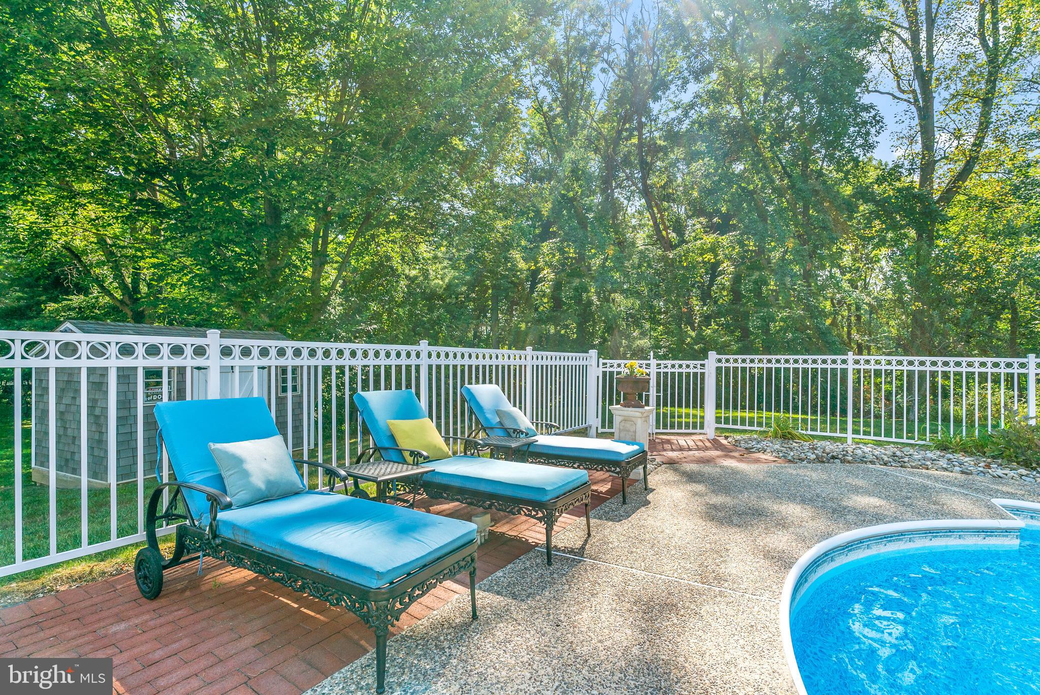 PINE RIDGE - Residential