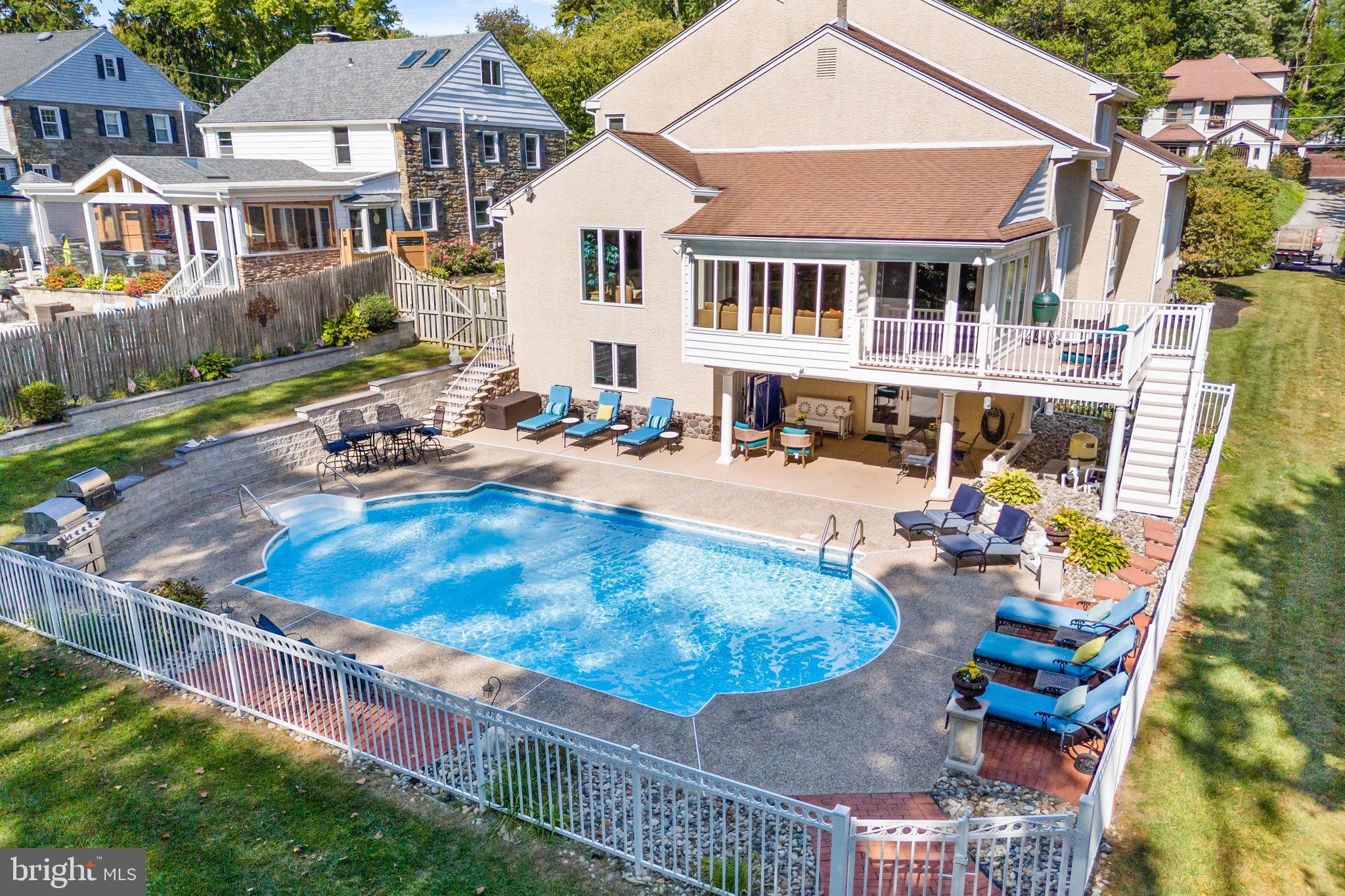 PINE RIDGE - Residential