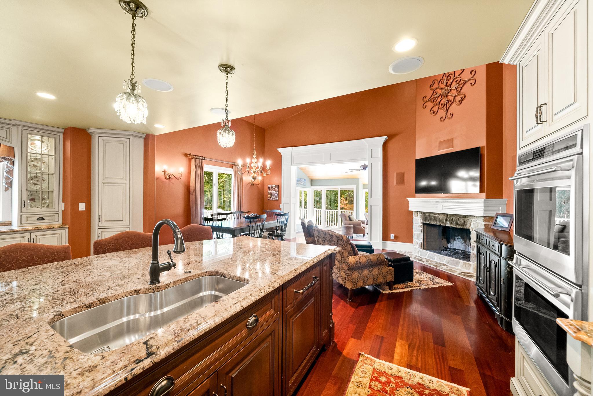 PINE RIDGE - Residential