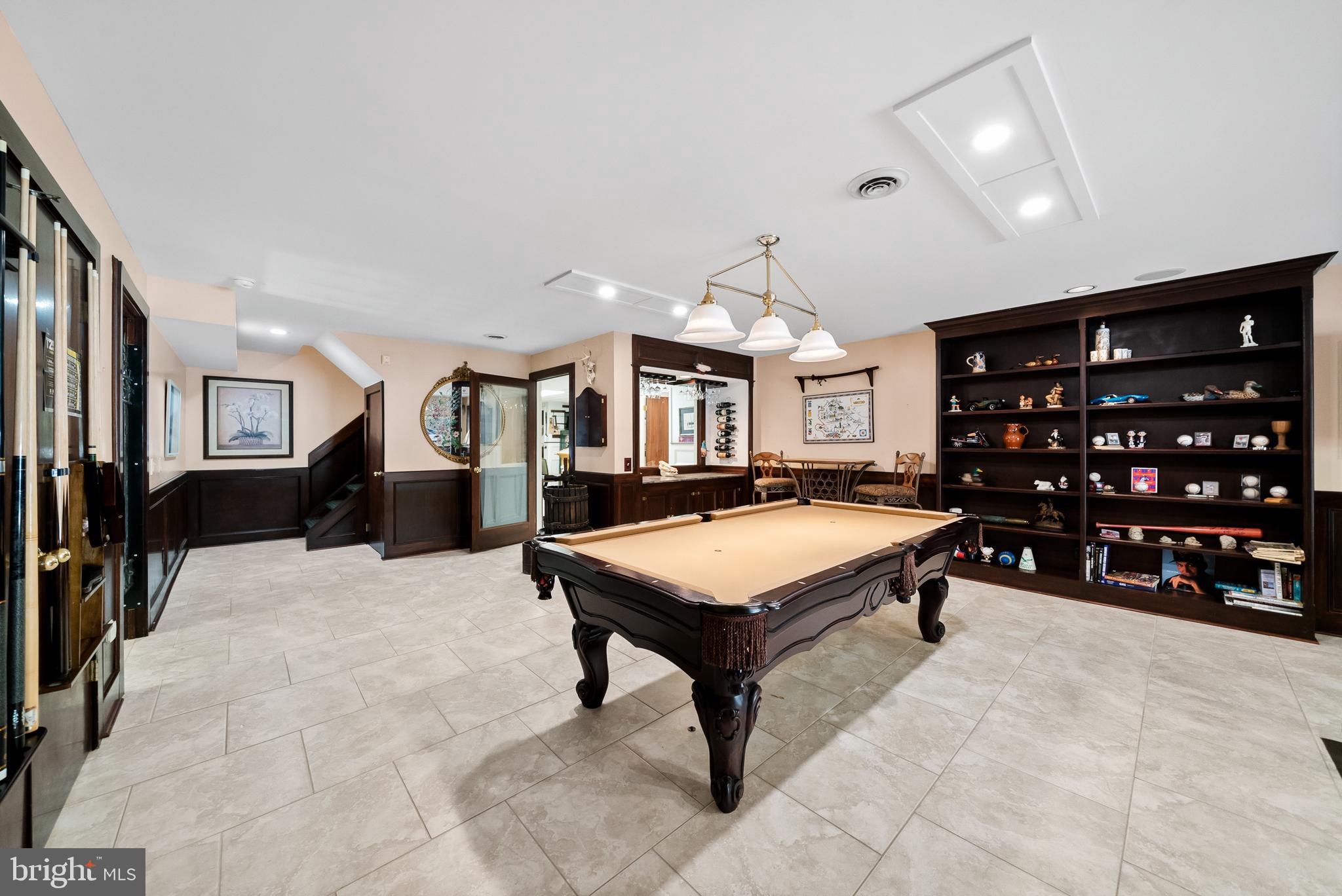 PINE RIDGE - Residential