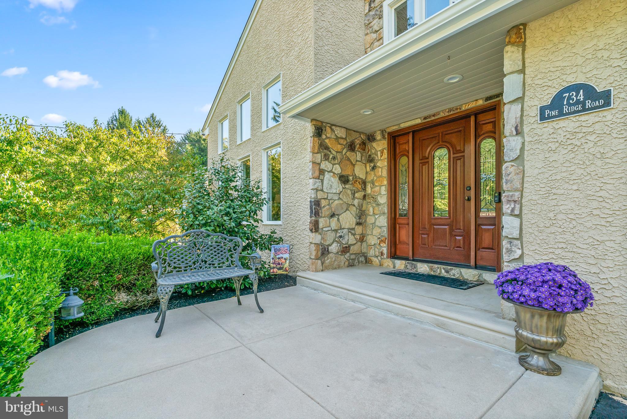 PINE RIDGE - Residential