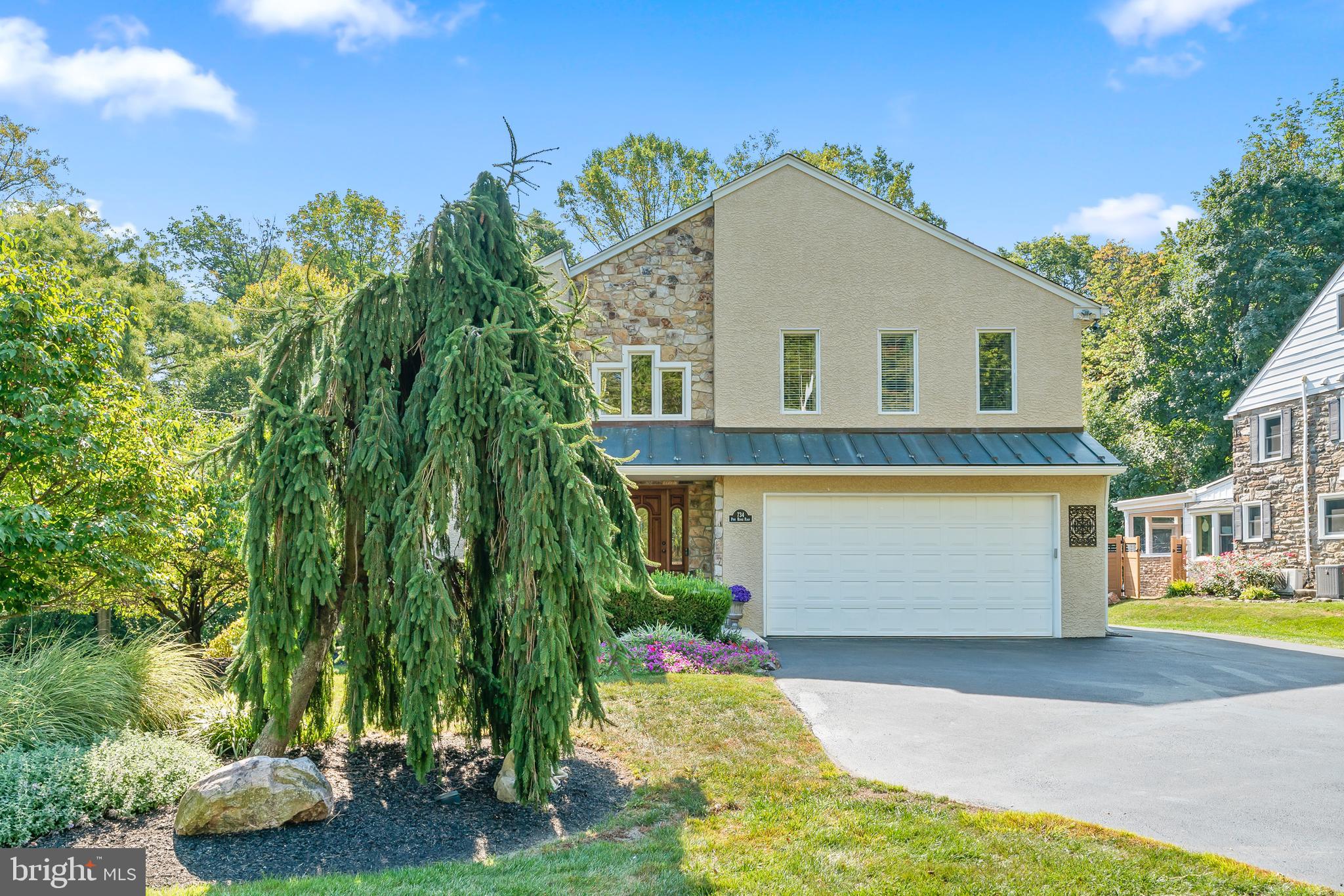 PINE RIDGE - Residential