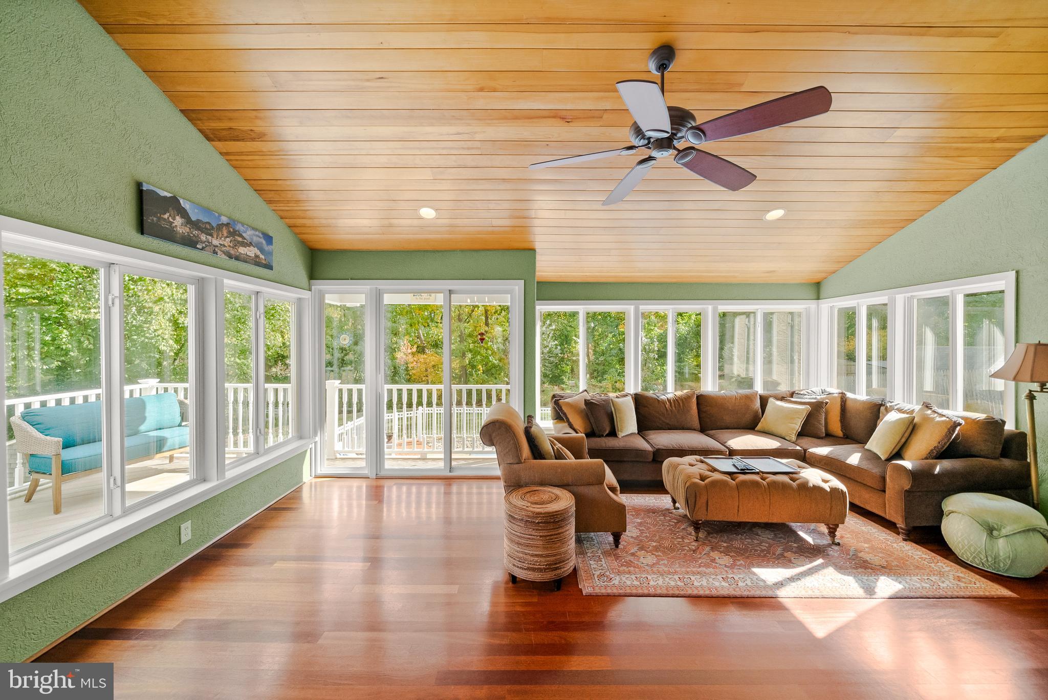 PINE RIDGE - Residential