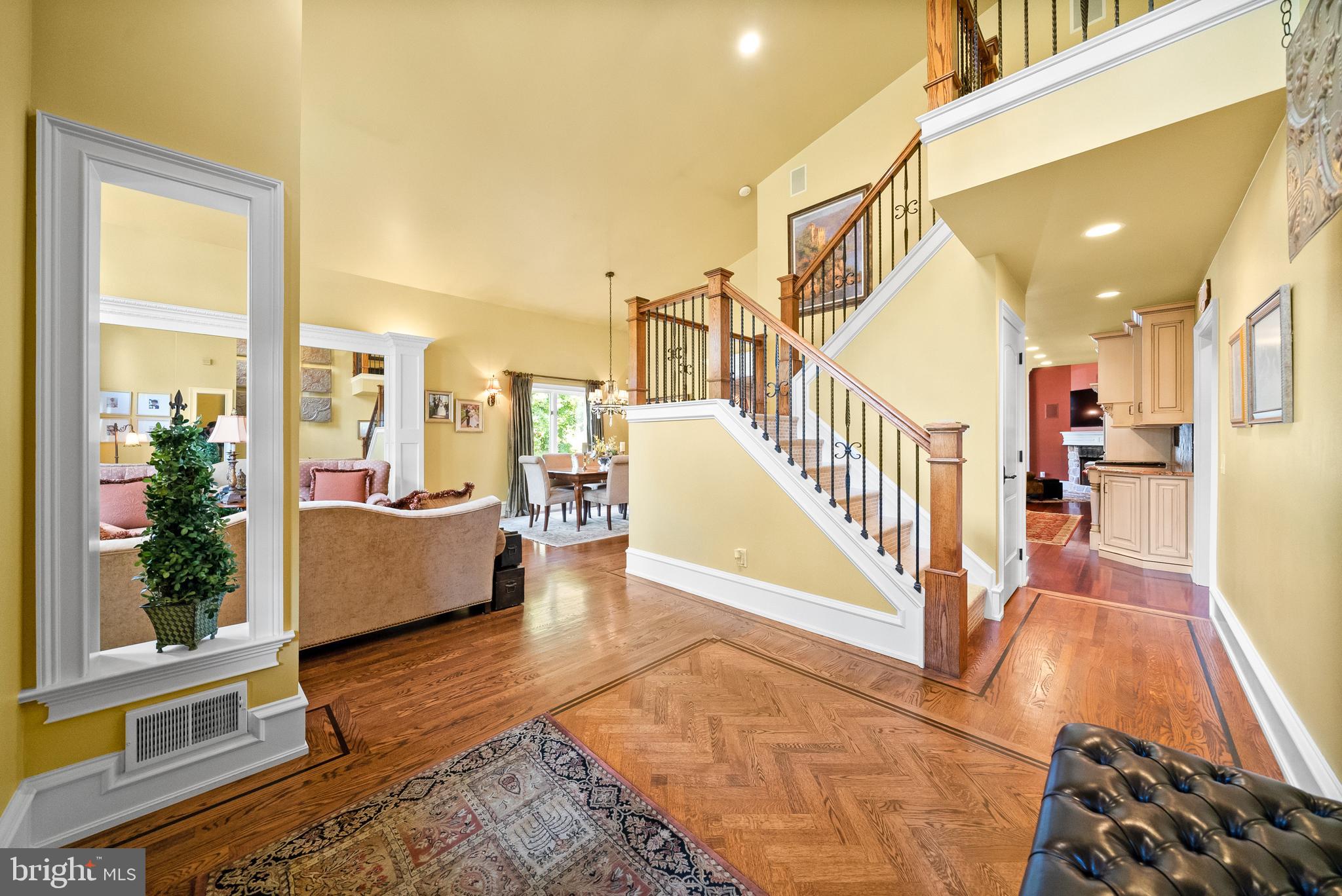 PINE RIDGE - Residential