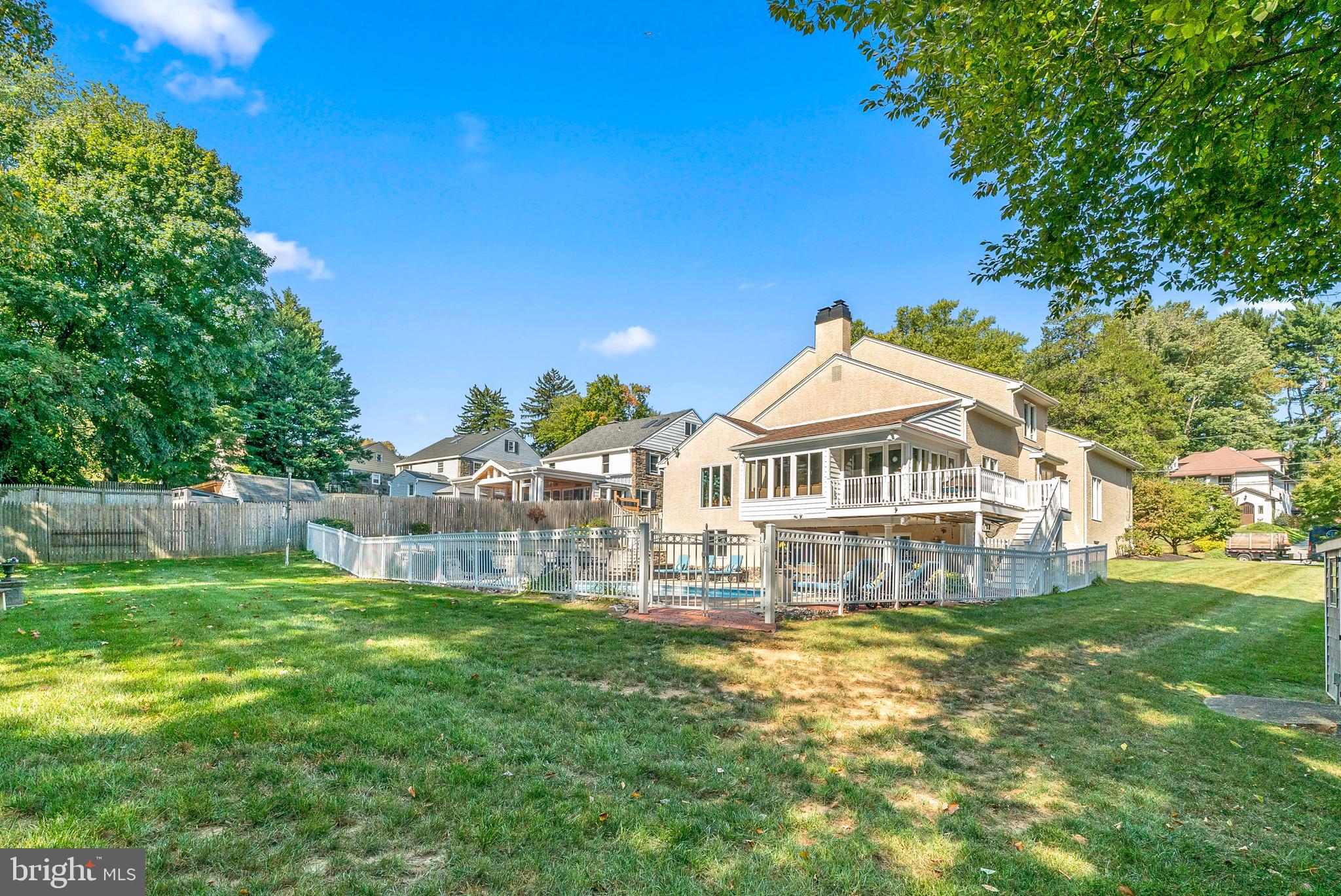 PINE RIDGE - Residential