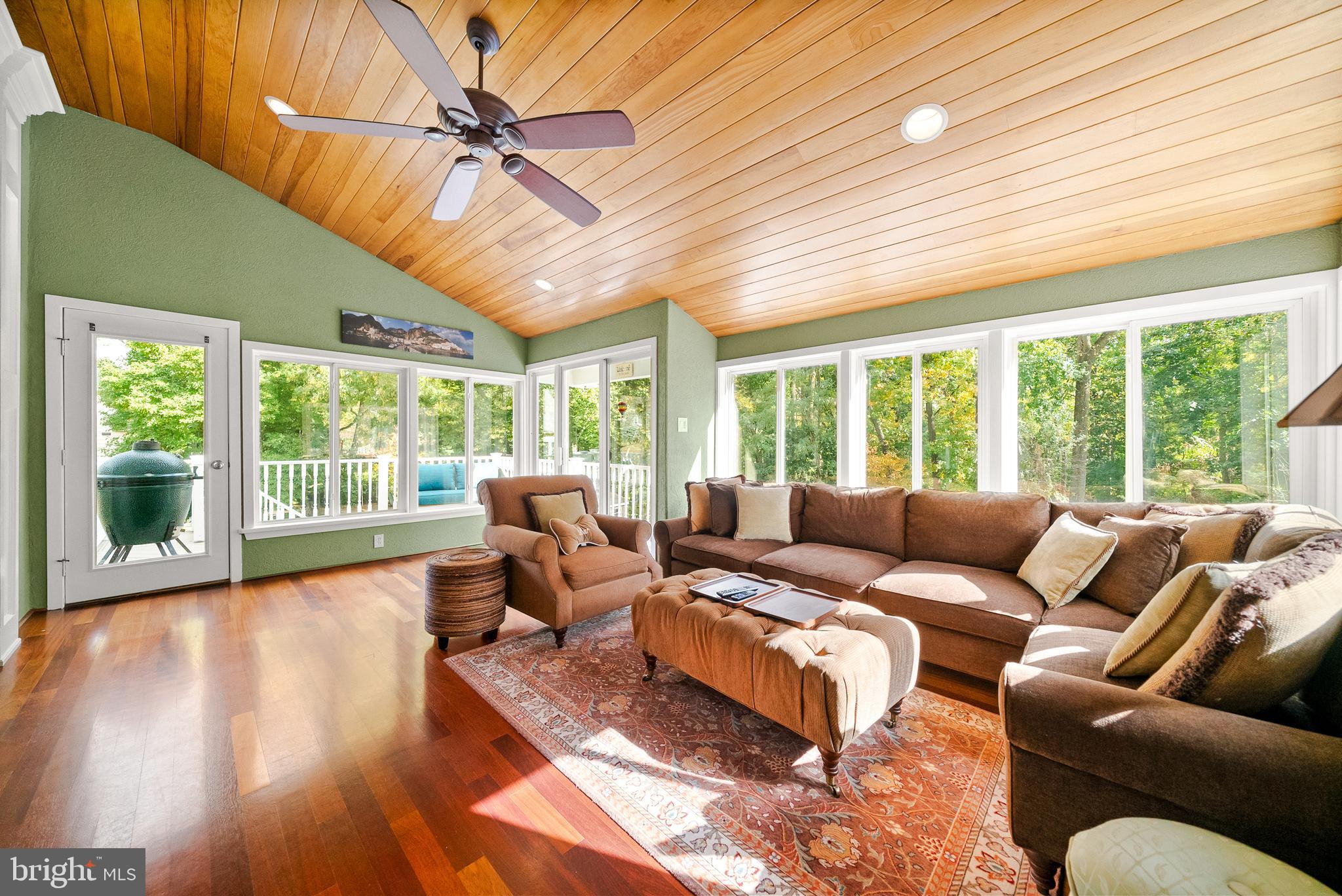 PINE RIDGE - Residential