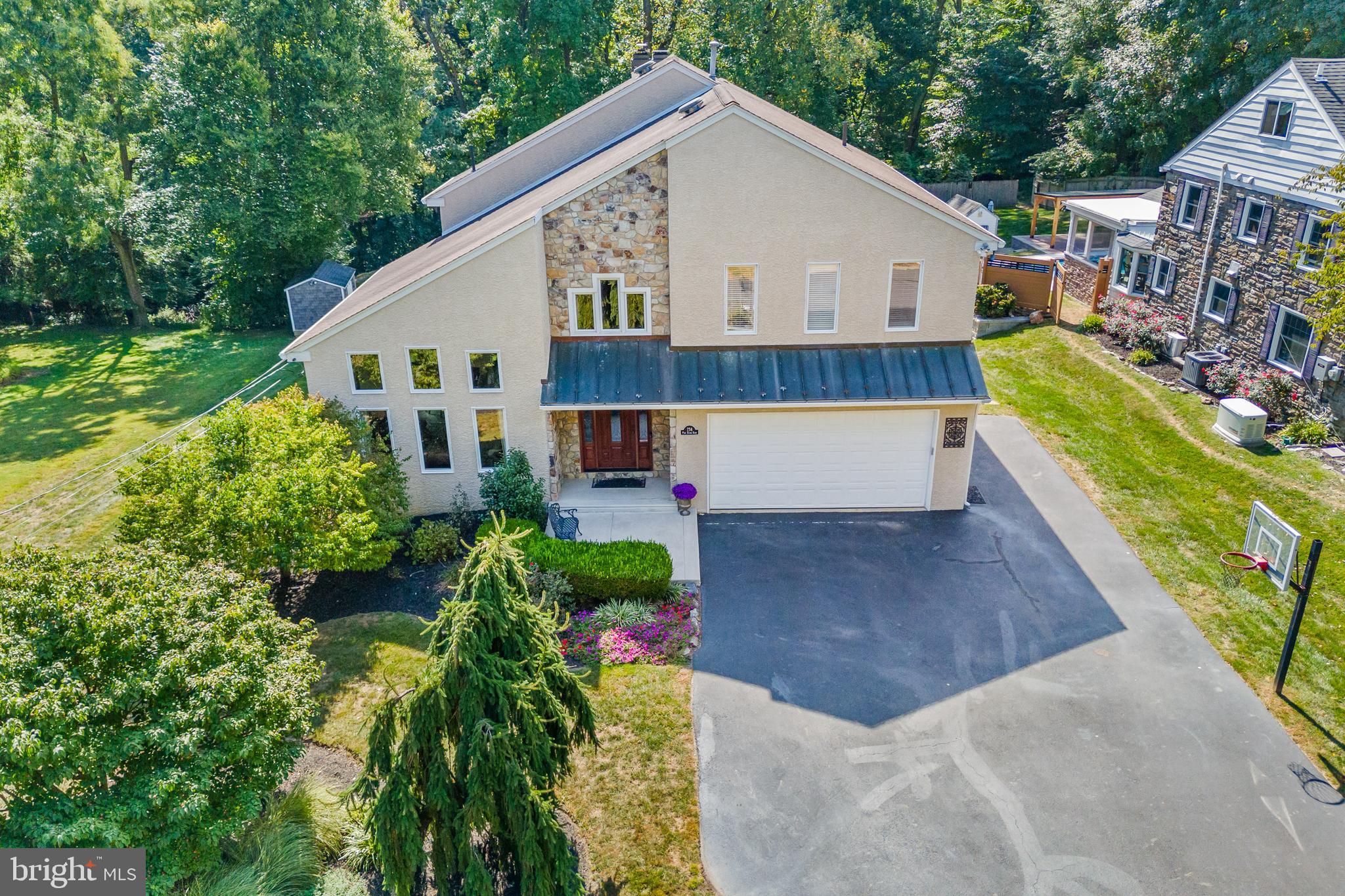 PINE RIDGE - Residential