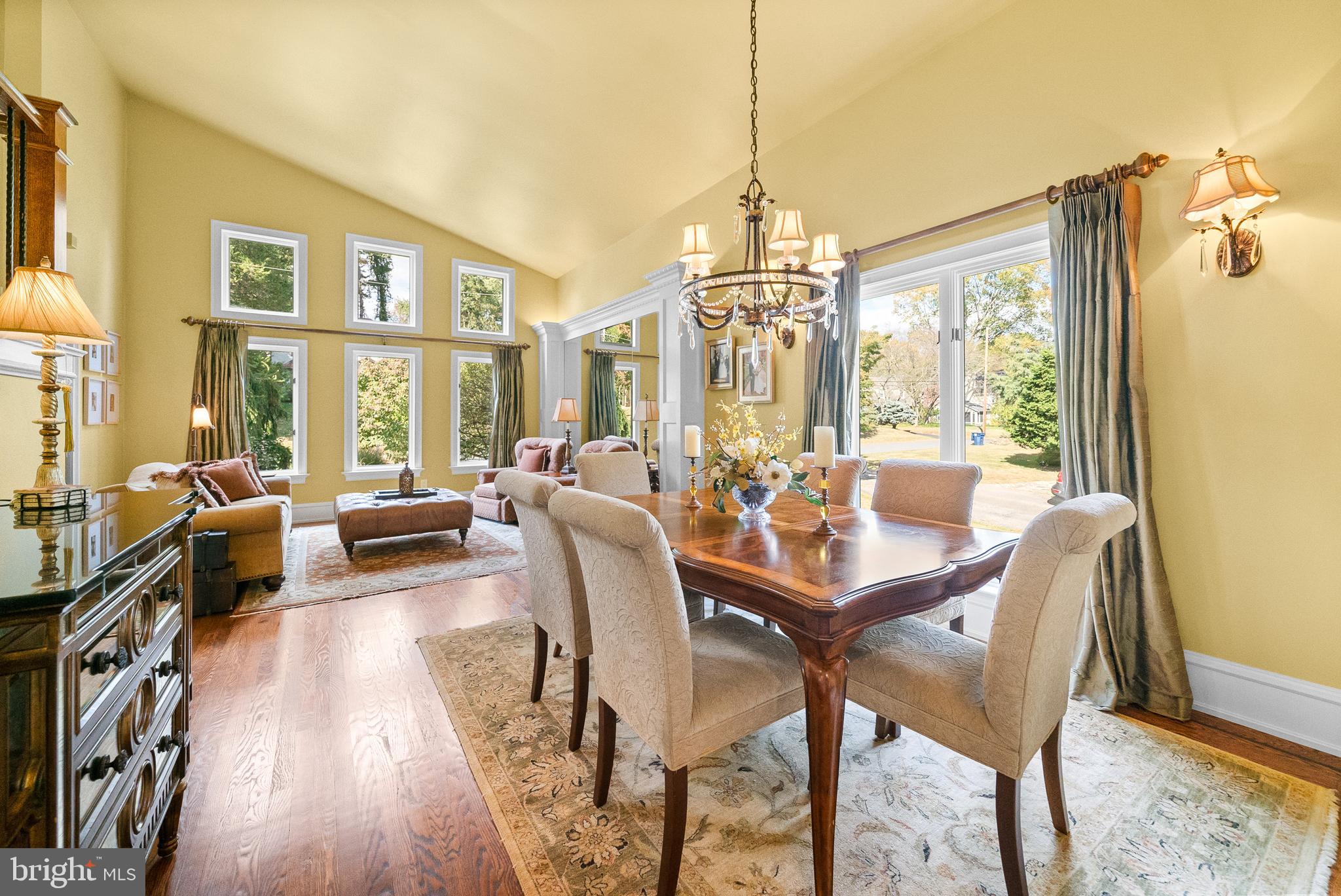 PINE RIDGE - Residential