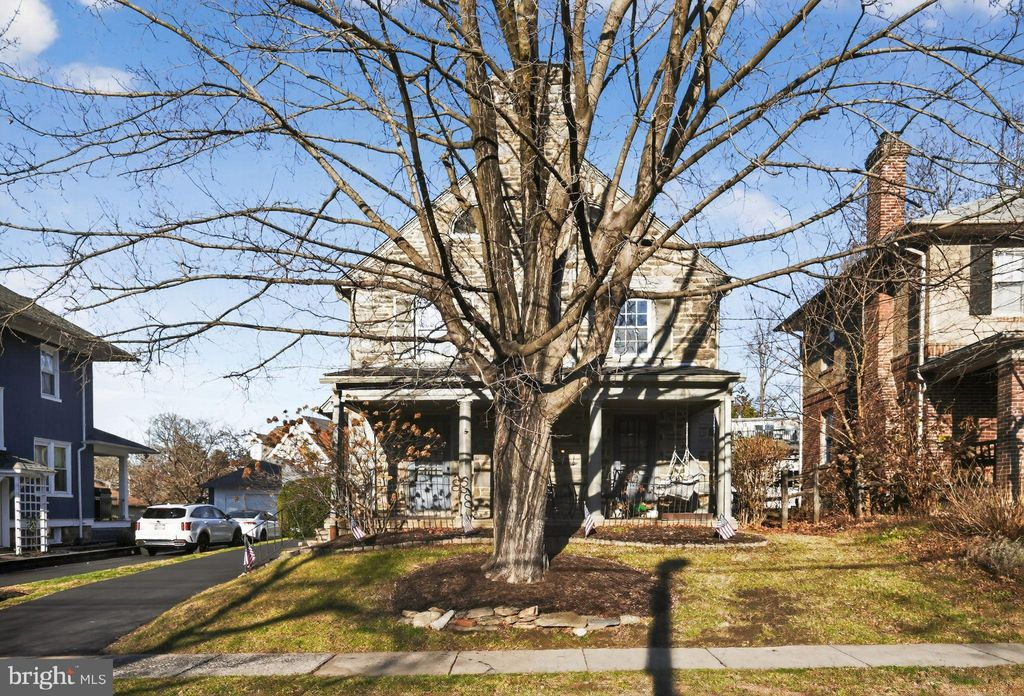 Photo of 106 Montgomery Avenue, ERDENHEIM, PA 19038 (MLS # PAMC2159948)