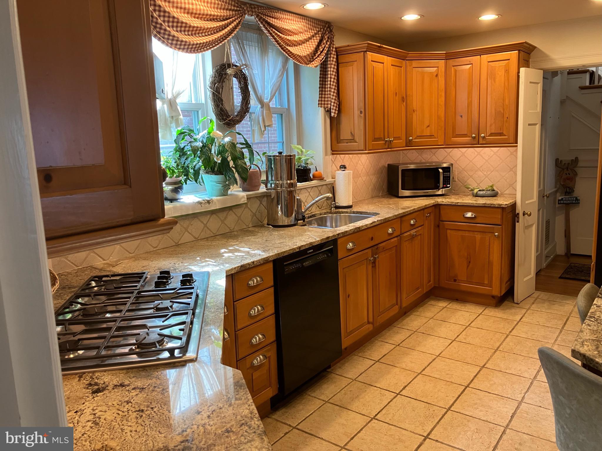 CHESNEY DOWNS - Residential