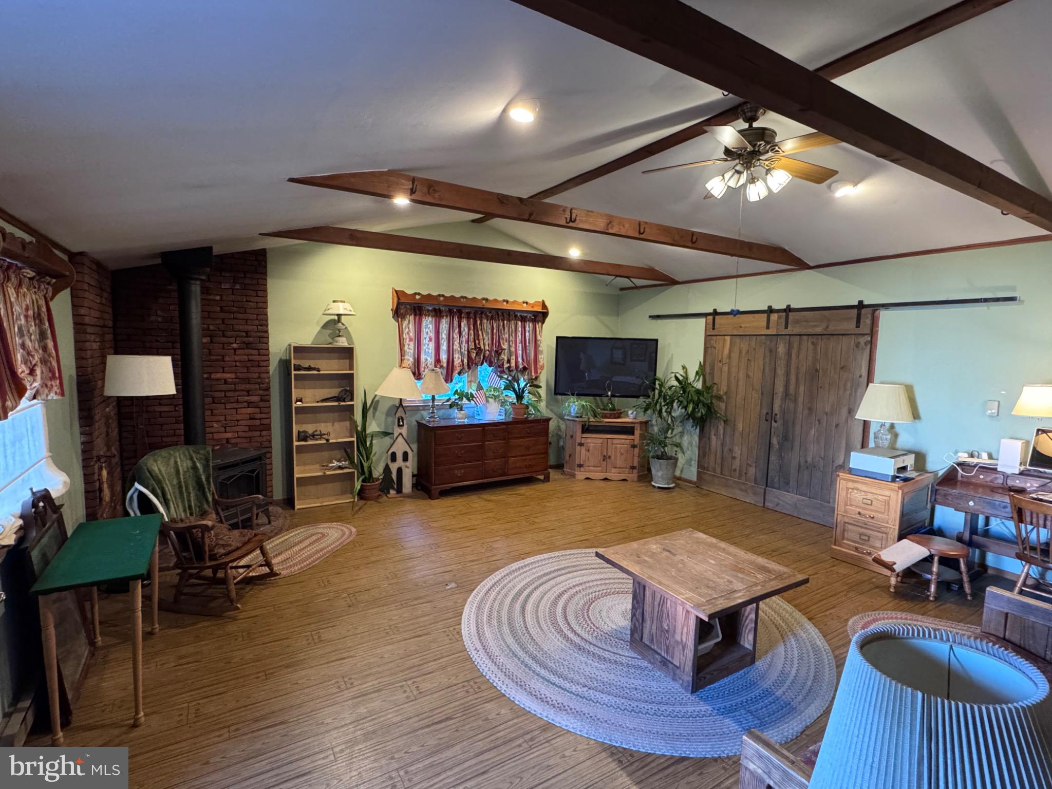 CHESNEY DOWNS - Residential