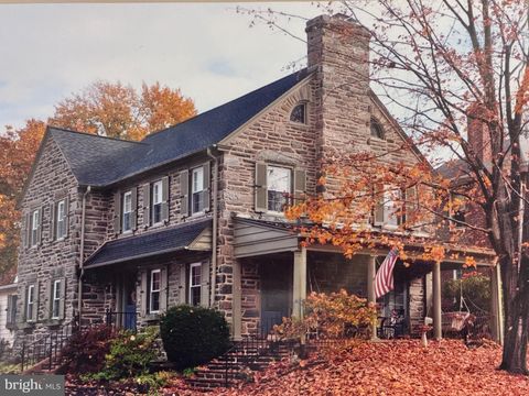 Photo of 106 Montgomery Avenue, ERDENHEIM, PA 19038 (MLS # PAMC2159948) Photo of 106 Montgomery Avenue, ERDENHEIM, PA 19038 (MLS # PAMC2159948)